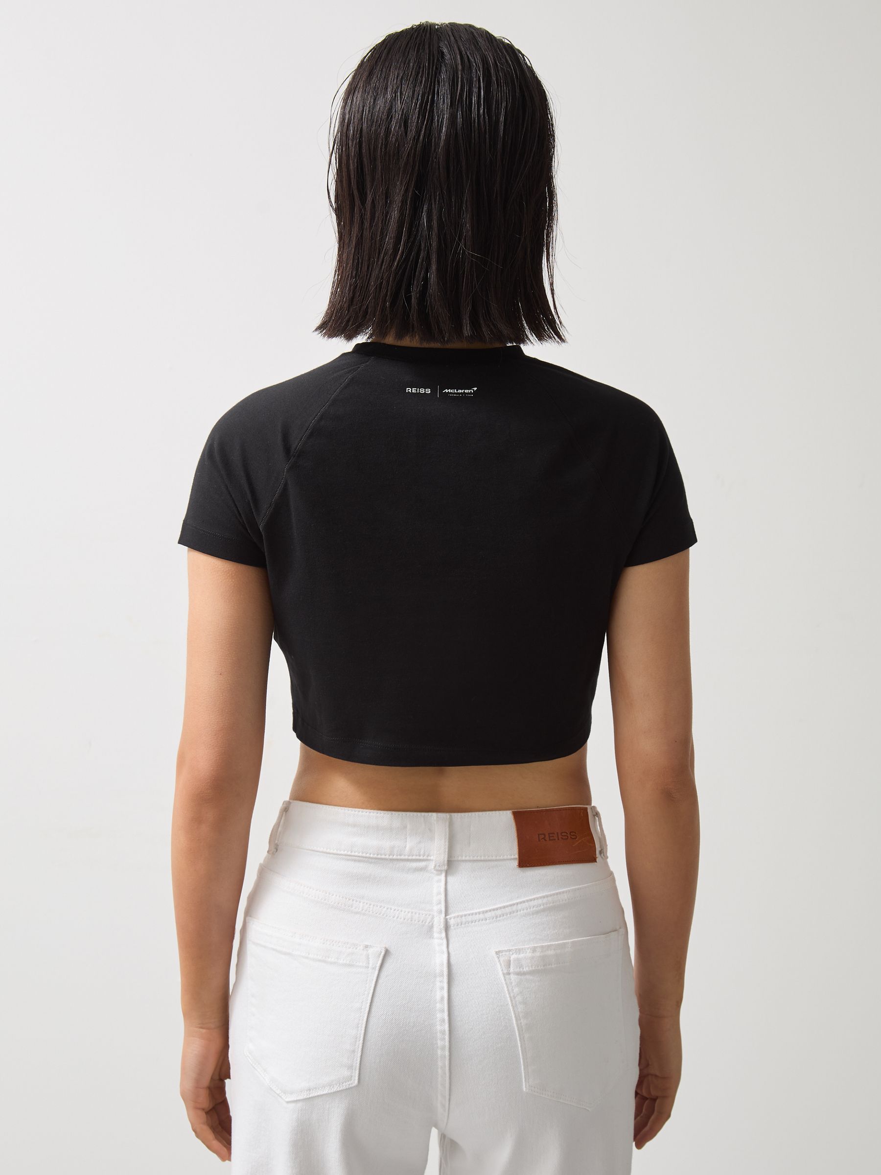 McLaren F1 Team Cropped Logo T-Shirt in Black - Image 4 of 5