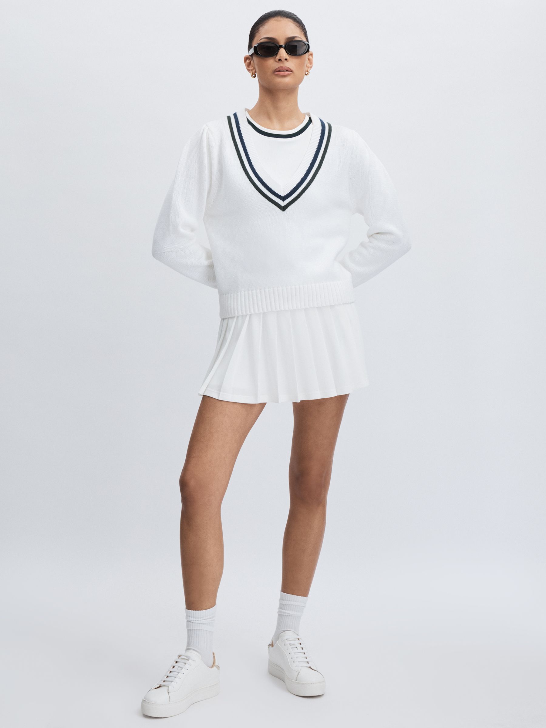 Deep V-Neckline 100% Organic Cotton Jumper in White - Image 3 of 6