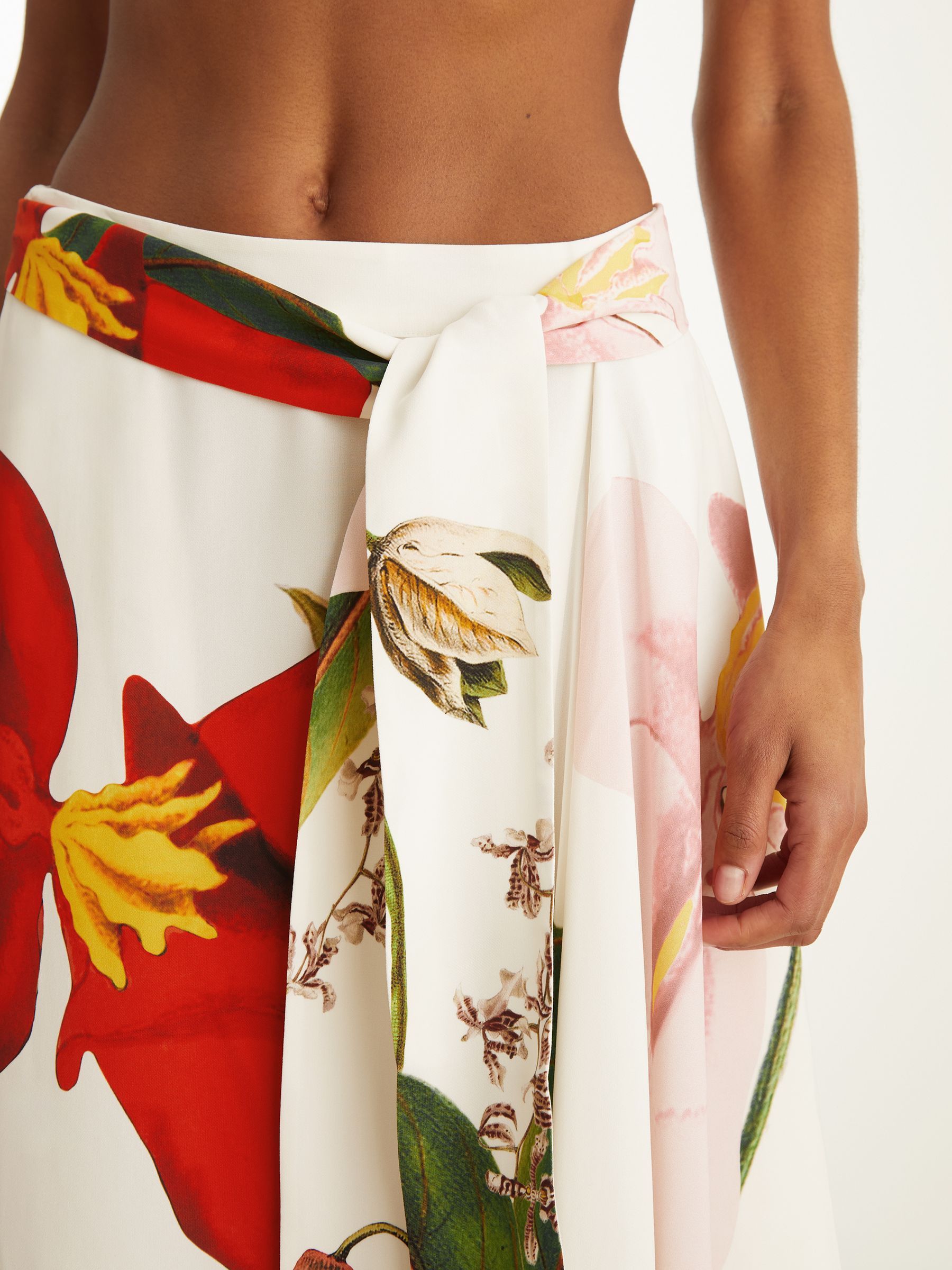 Reiss | NYBG Floral Midi Skirt in Ivory - Image 4 of 6