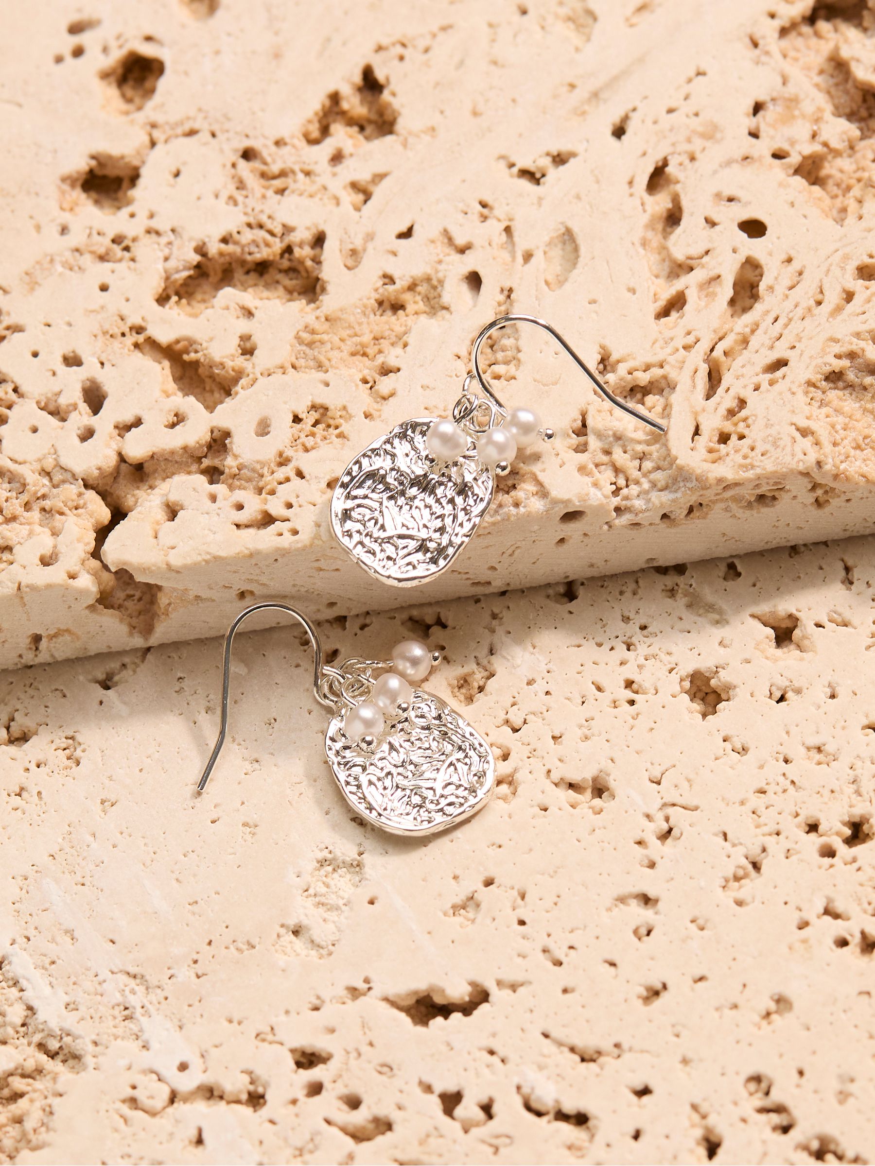 Silver Tone Hammered Pearl Drop Earrings - Image 2 of 2