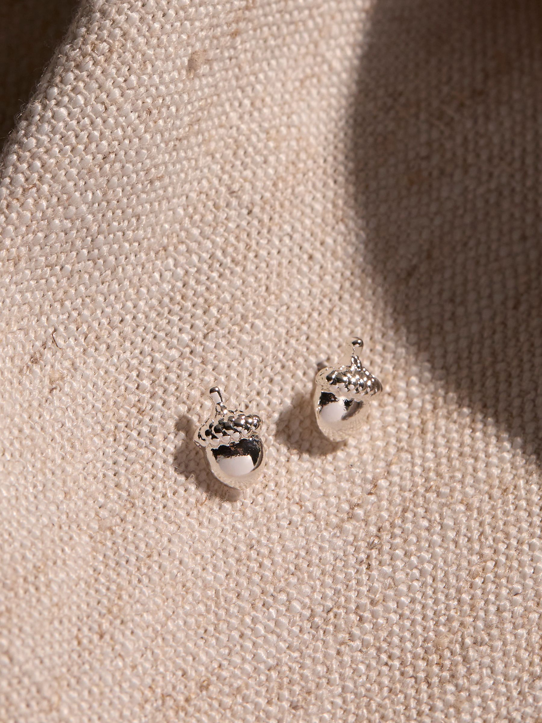 Silver Tone Acorn Stud Earrings - Image 2 of 2 Silver Tone Acorn Stud Earrings - Image 2 of 2