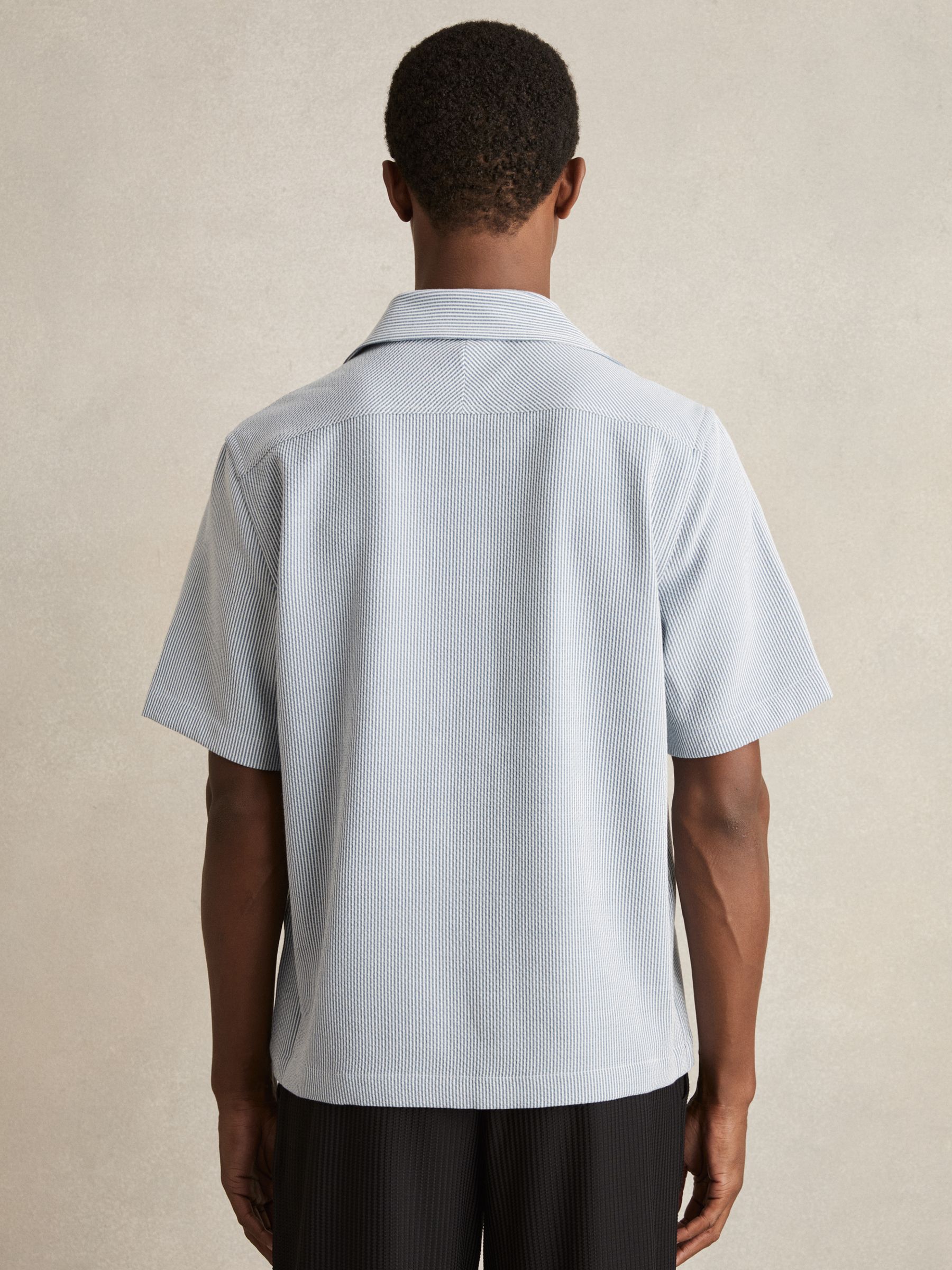 Seersucker Stripe Shirt in Soft Blue/White - Image 4 of 5