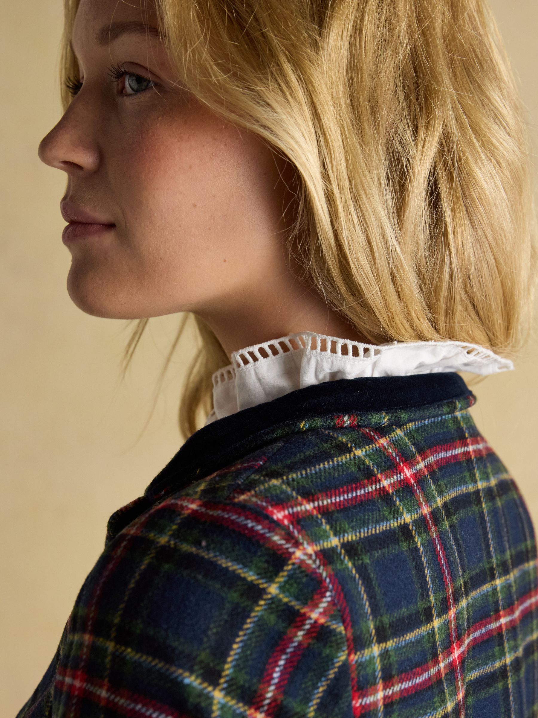 Highlands Check Tweed Jacket - Image 10 of 16