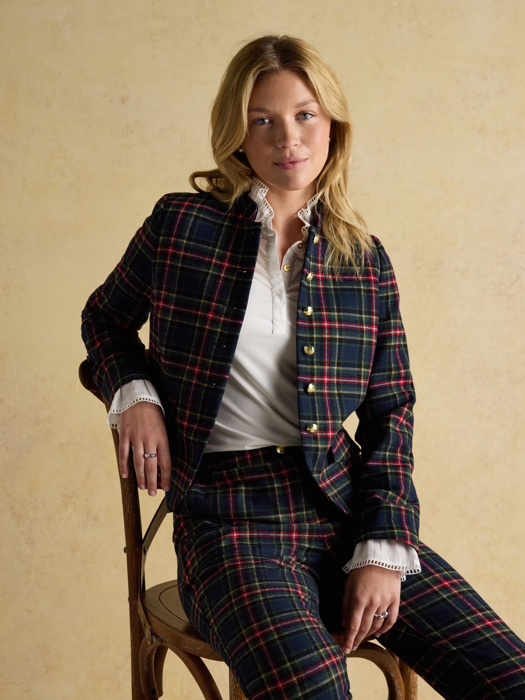 Highlands Check Tweed Jacket - Image 6 of 16