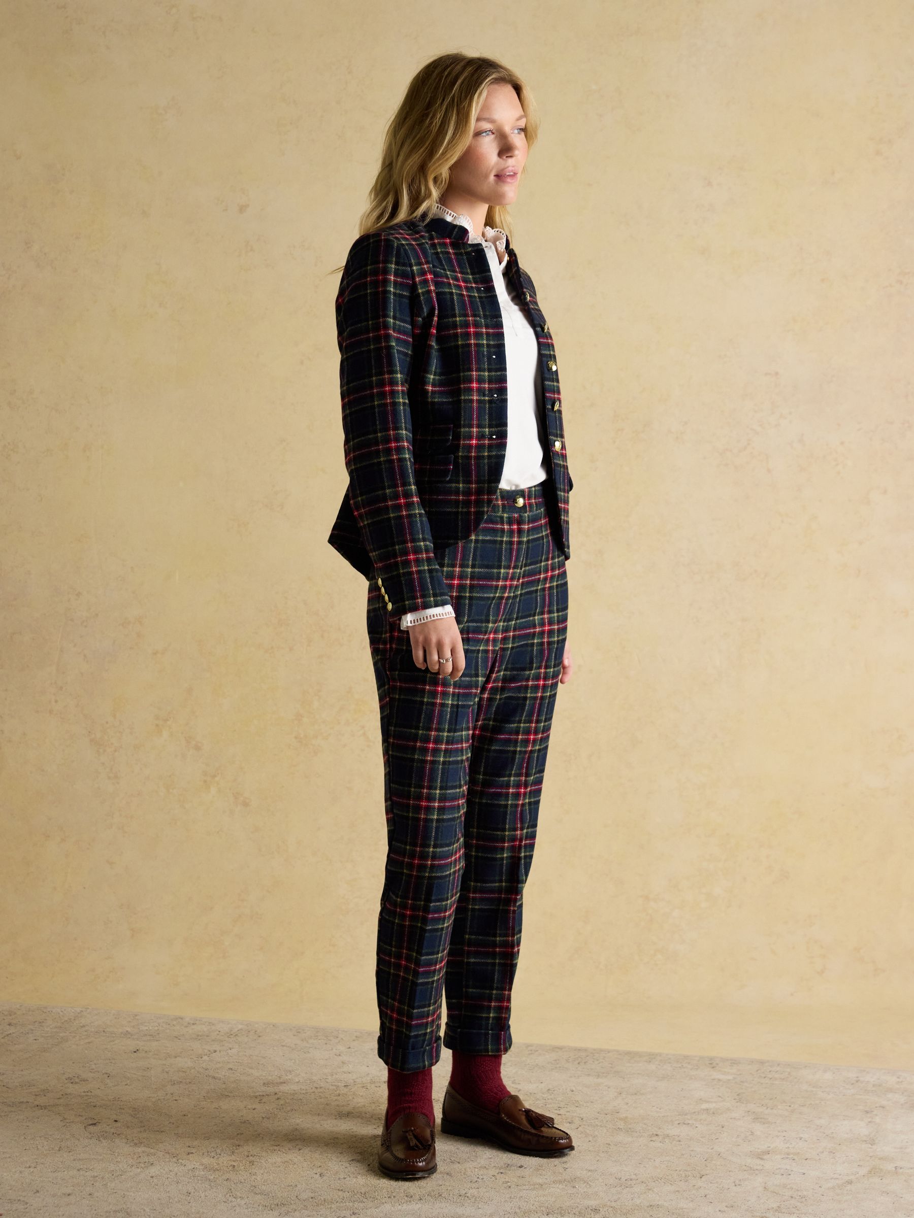 Highlands Check Tweed Jacket - Image 7 of 16