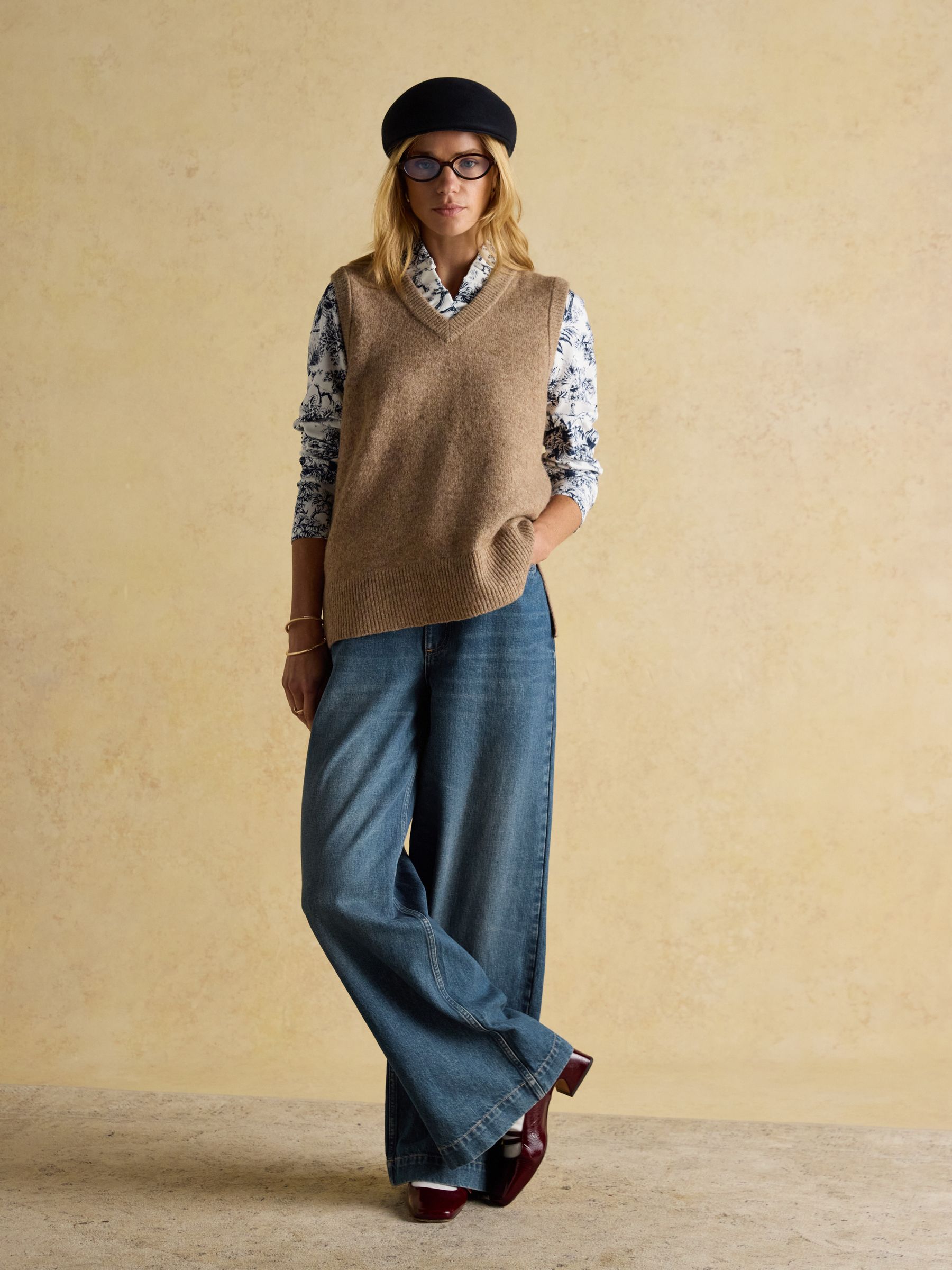 Heidi Cream/Navy Toile de Jouy Frill Neck Jersey Fitted Top - Image 5 of 8