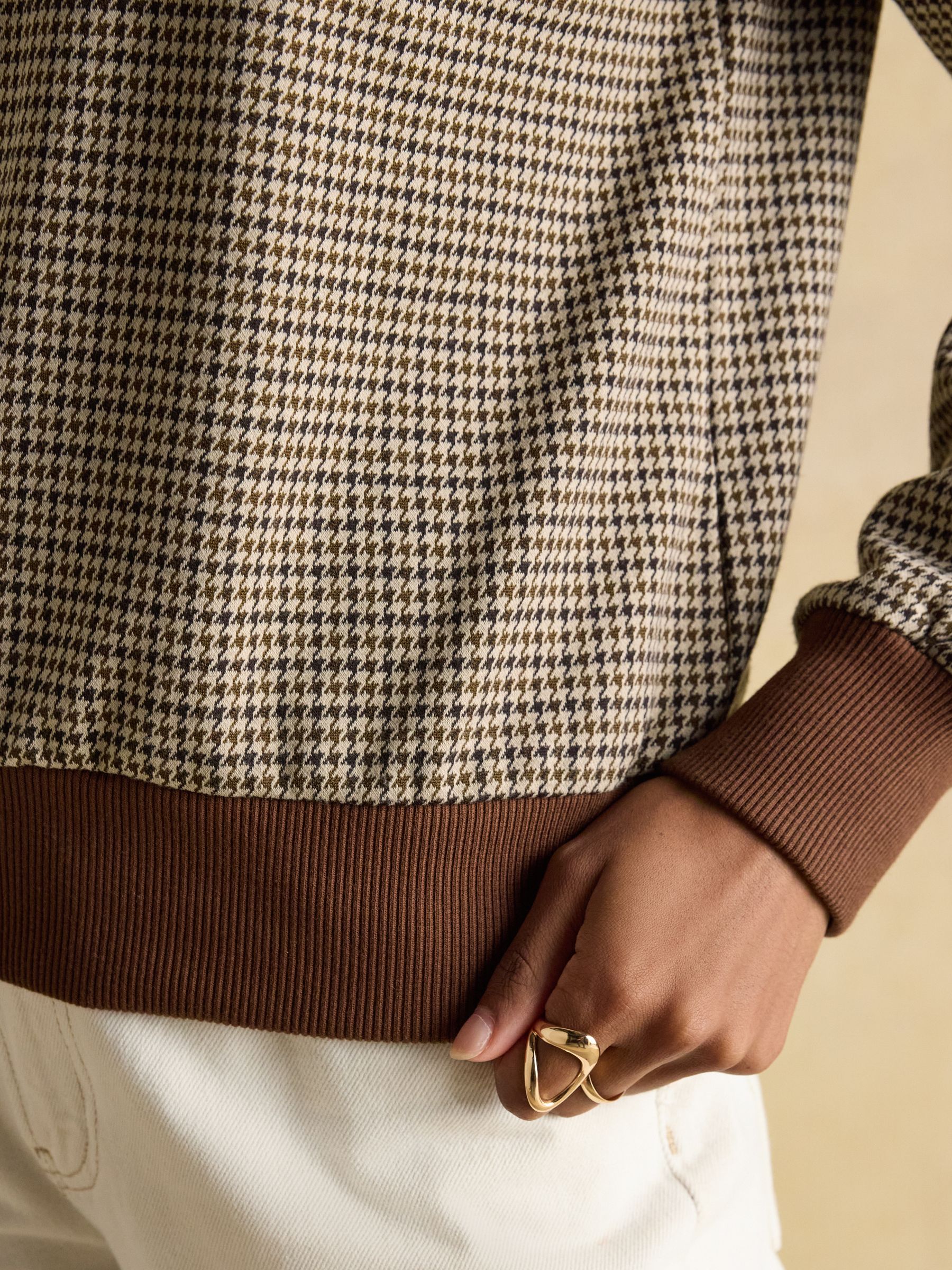 Laurel Houndstooth Check Long Sleeve Rib Top - Image 10 of 12