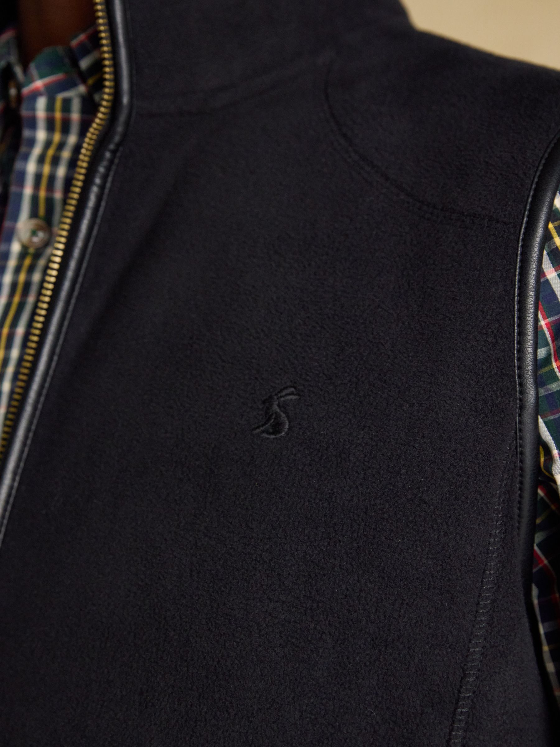 Heritage Fleece Black Gilet - Image 6 of 11