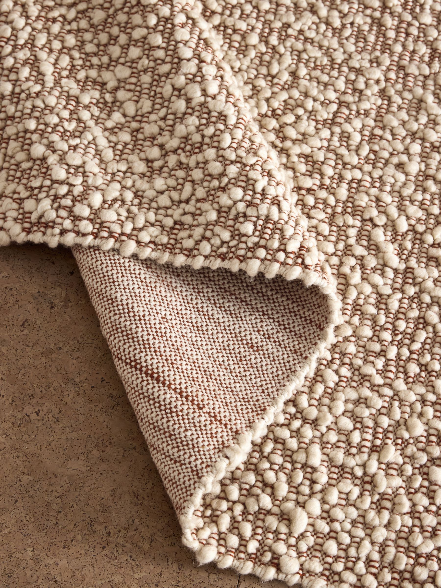 Claude Boucle Wool Rug in Rust - Image 4 of 5
