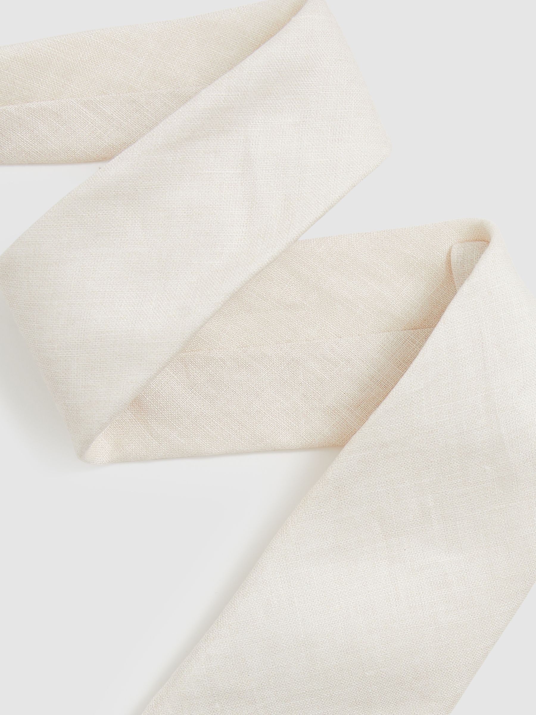 Linen Textured Tie in Ecru - Image 3 of 5
