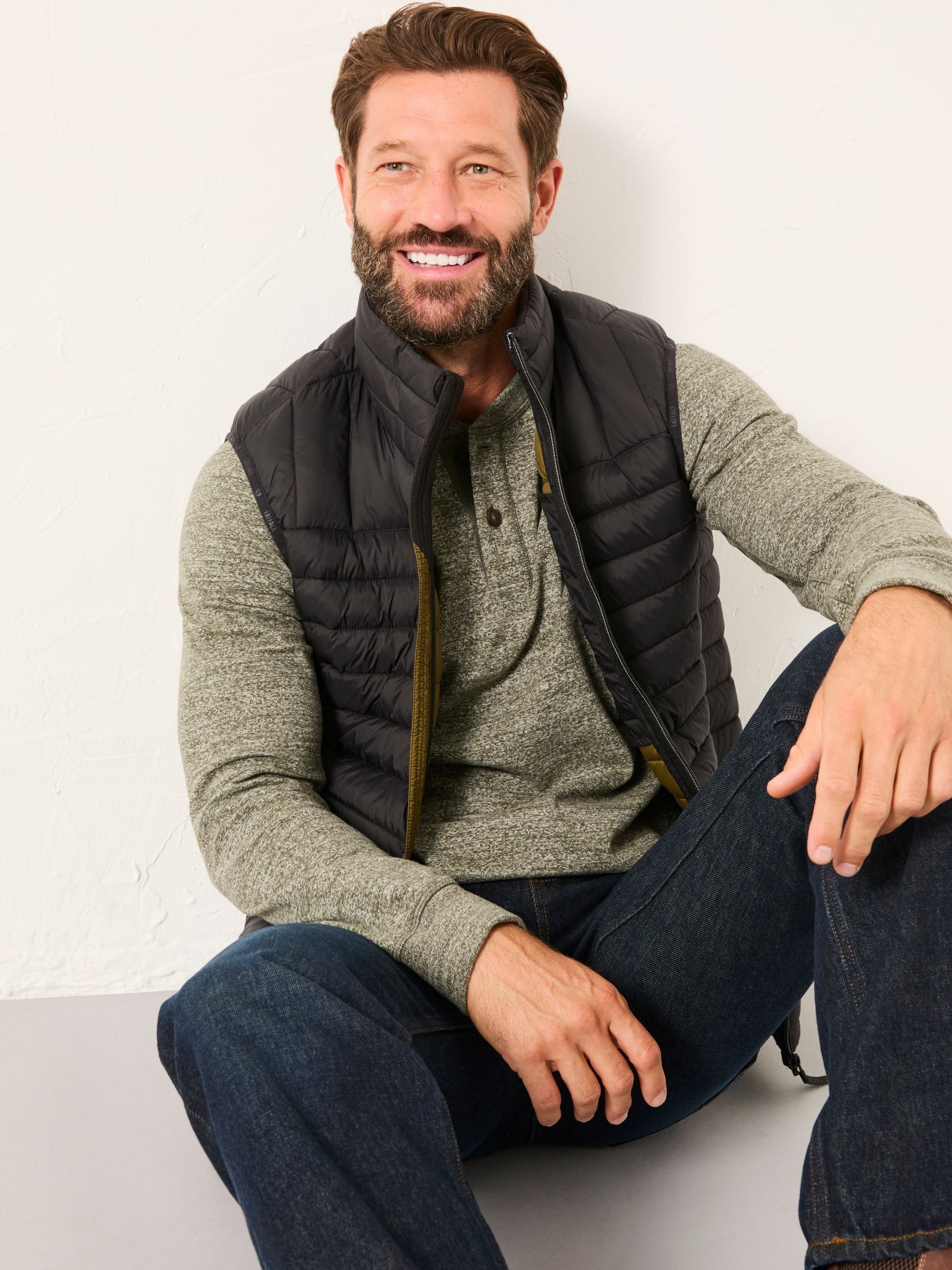 Dartmouth Black Padded Gilet | FatFace USA