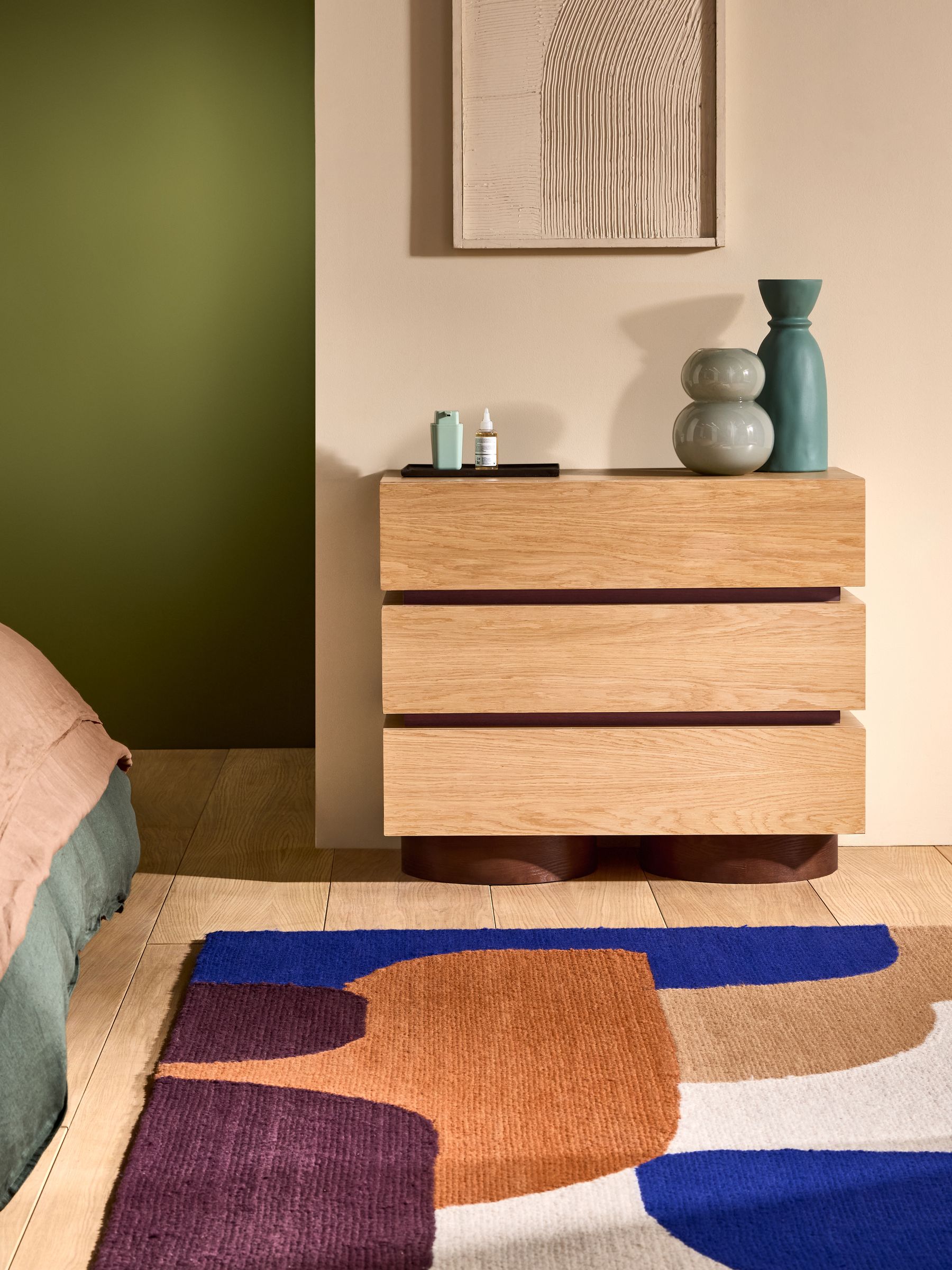 Bern 3 Drawer Chest of Drawers in Oak - Image 1 of 5