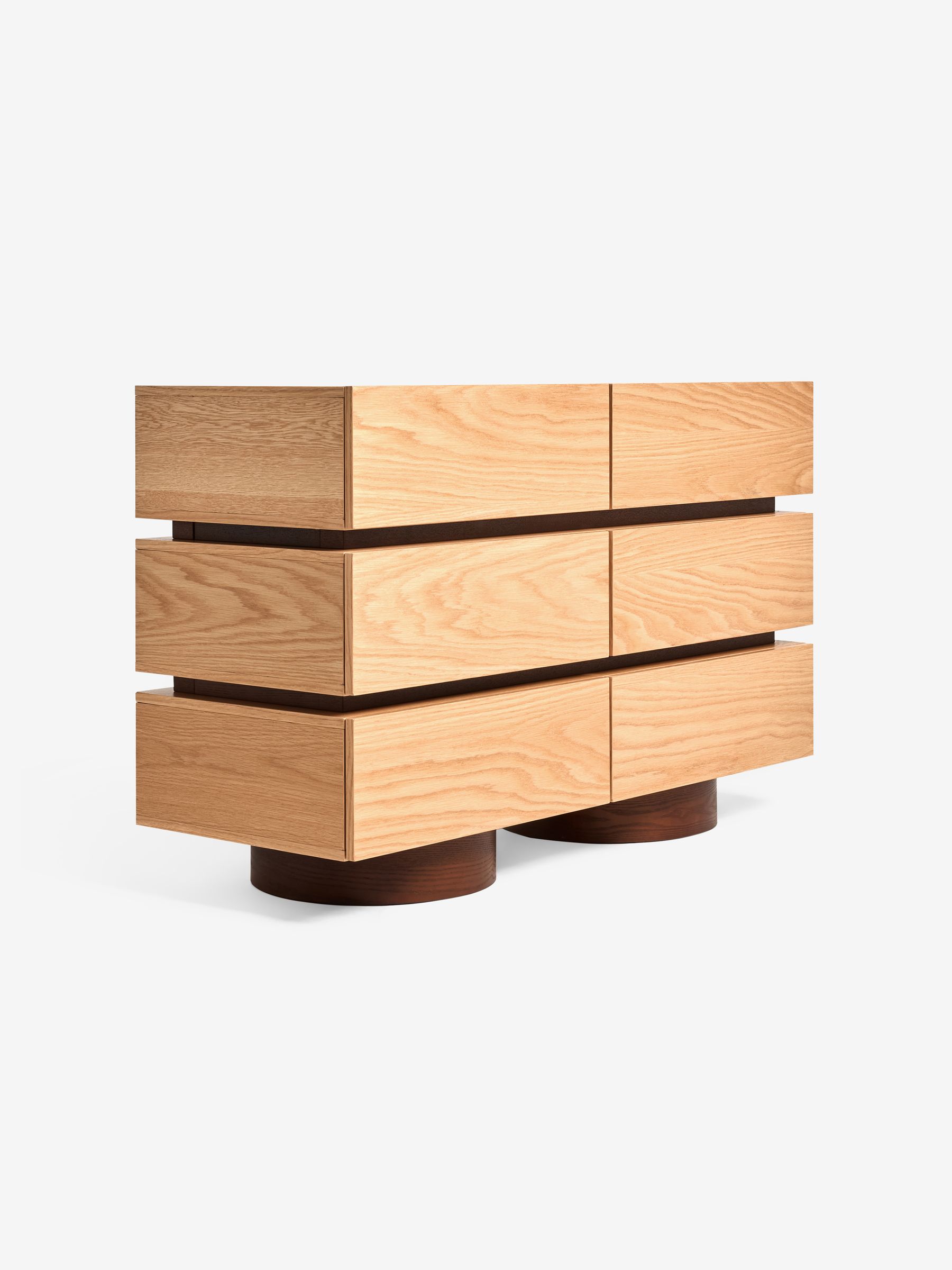 Bern Wide Chest of Drawers in Oak - Image 4 of 5