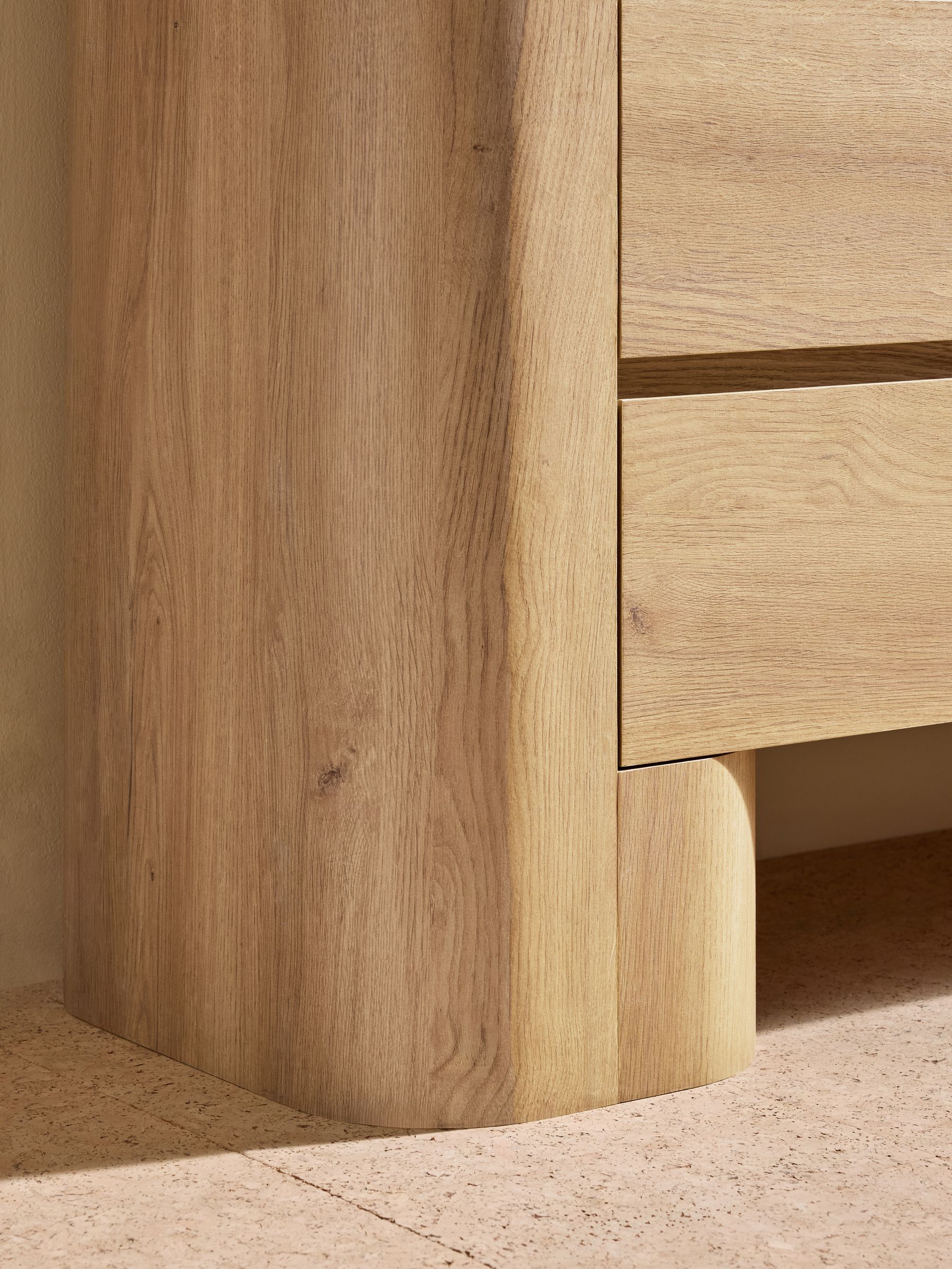 Light Oak Effect Wide Kain Wide 6 Drawer Chest - Image 3 of 5