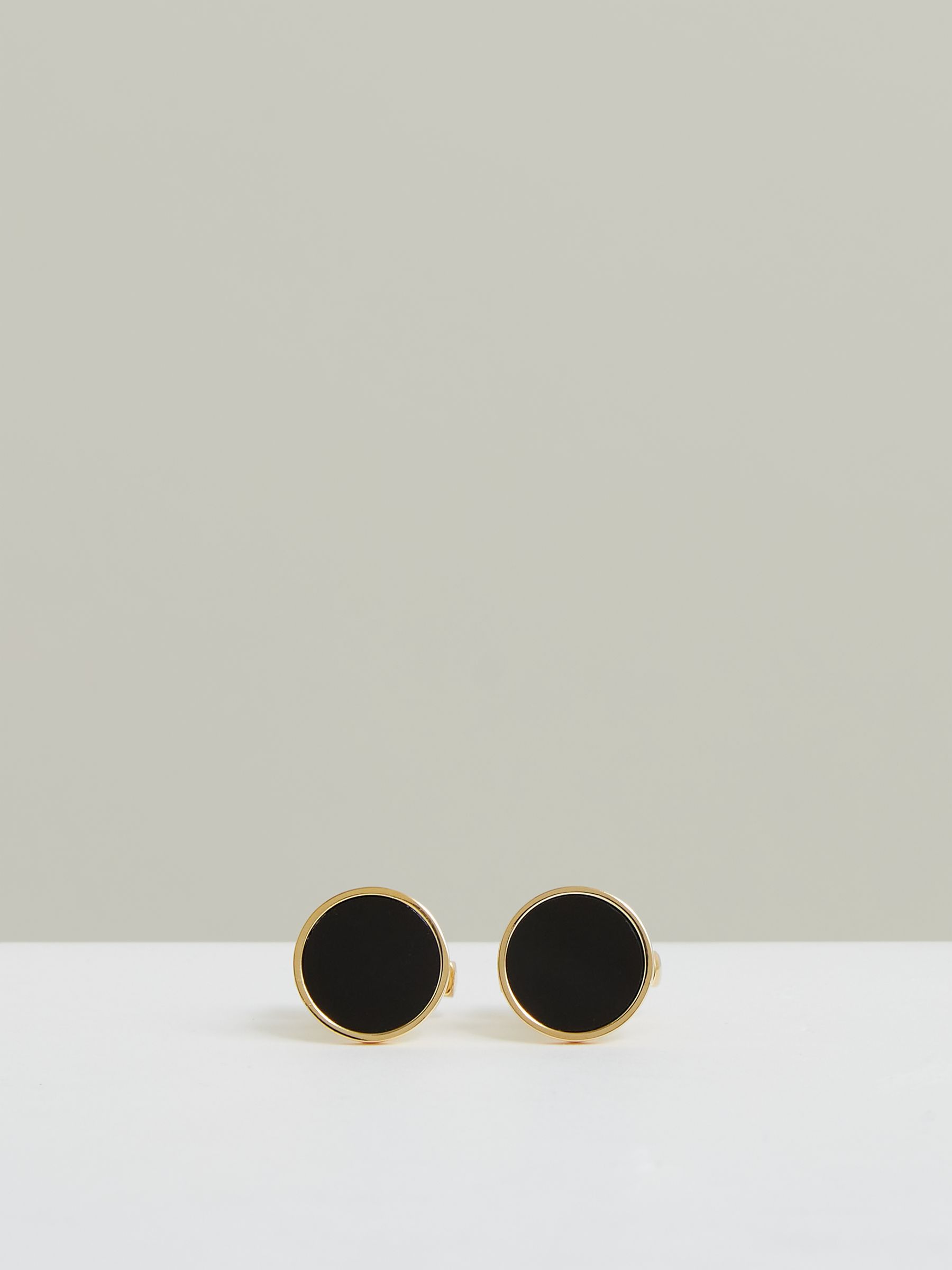 Cufflinks in Gold Tone /Onyx - Image 1 of 4 Cufflinks in Gold Tone /Onyx - Image 1 of 4