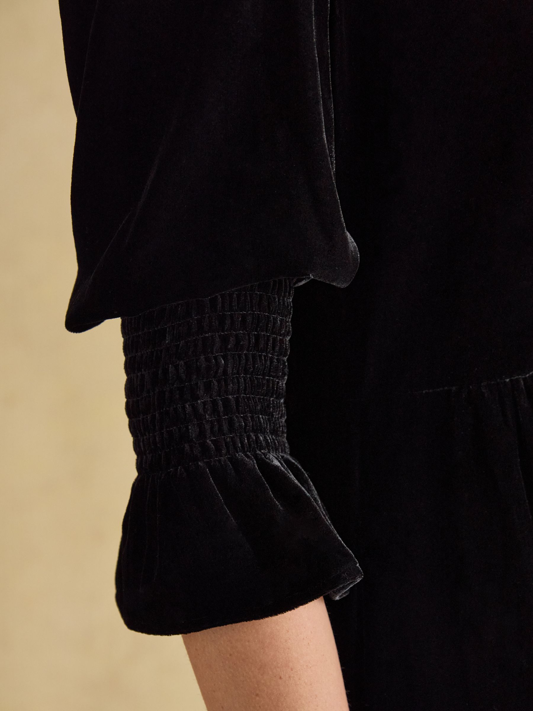 Rosalind Black Velvet V-Neck Dress - Image 4 of 7