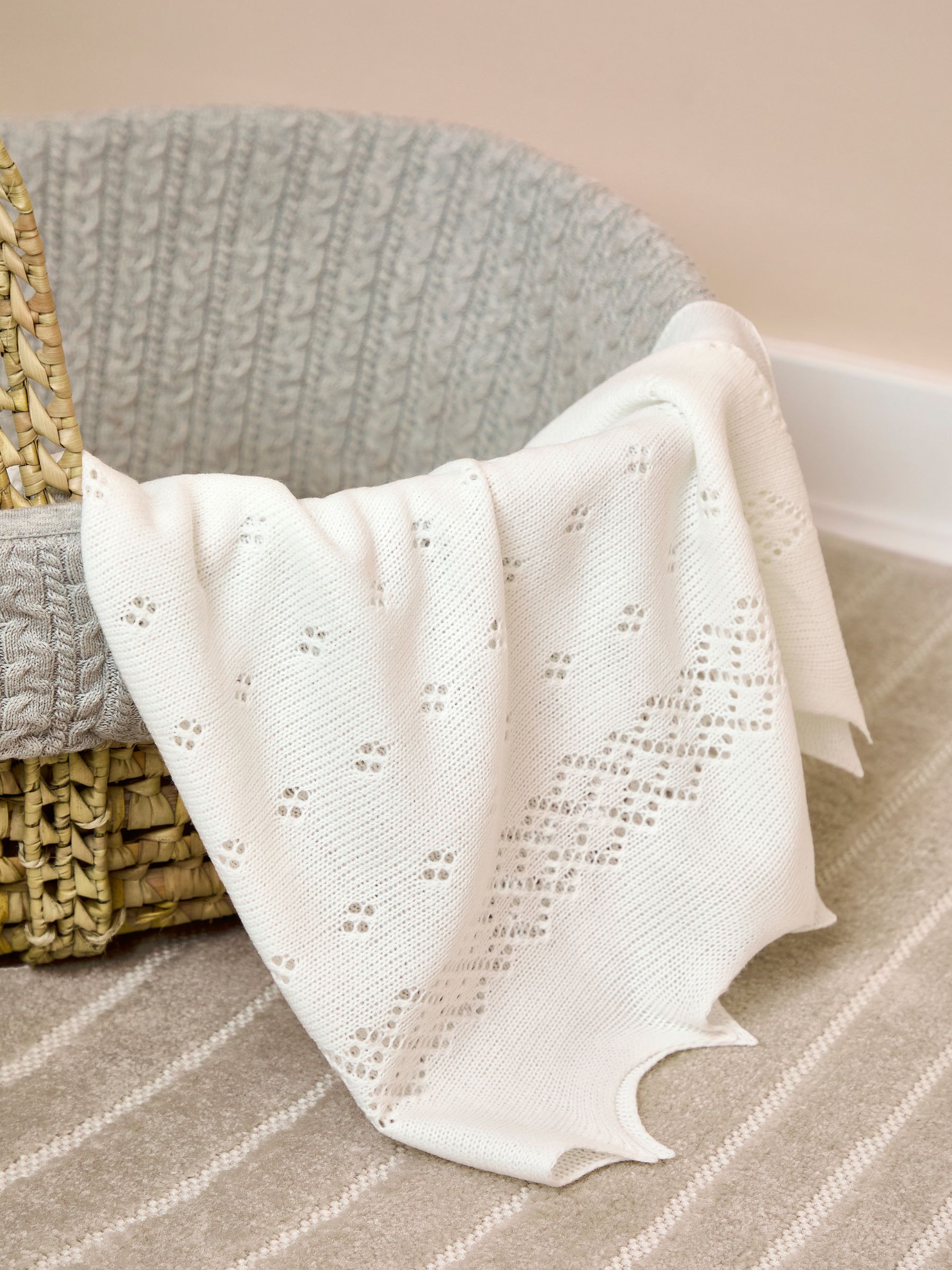 White Traditional Newborn Shawl - Image 2 of 5