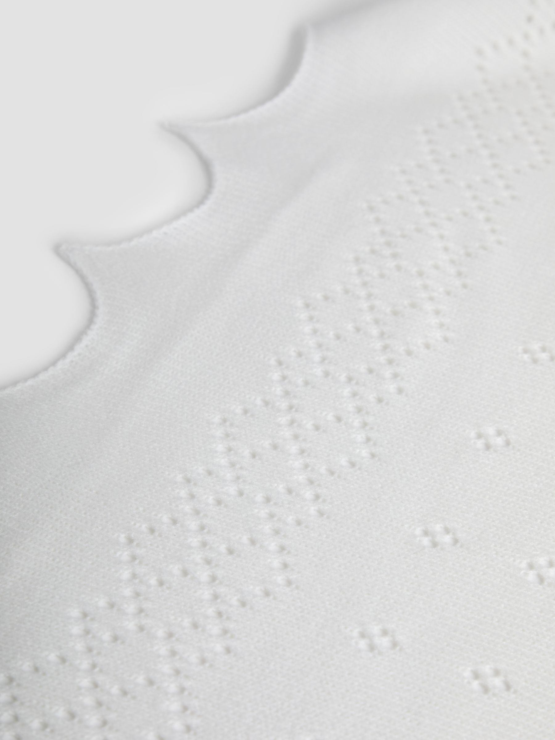 White Traditional Newborn Shawl - Image 5 of 5