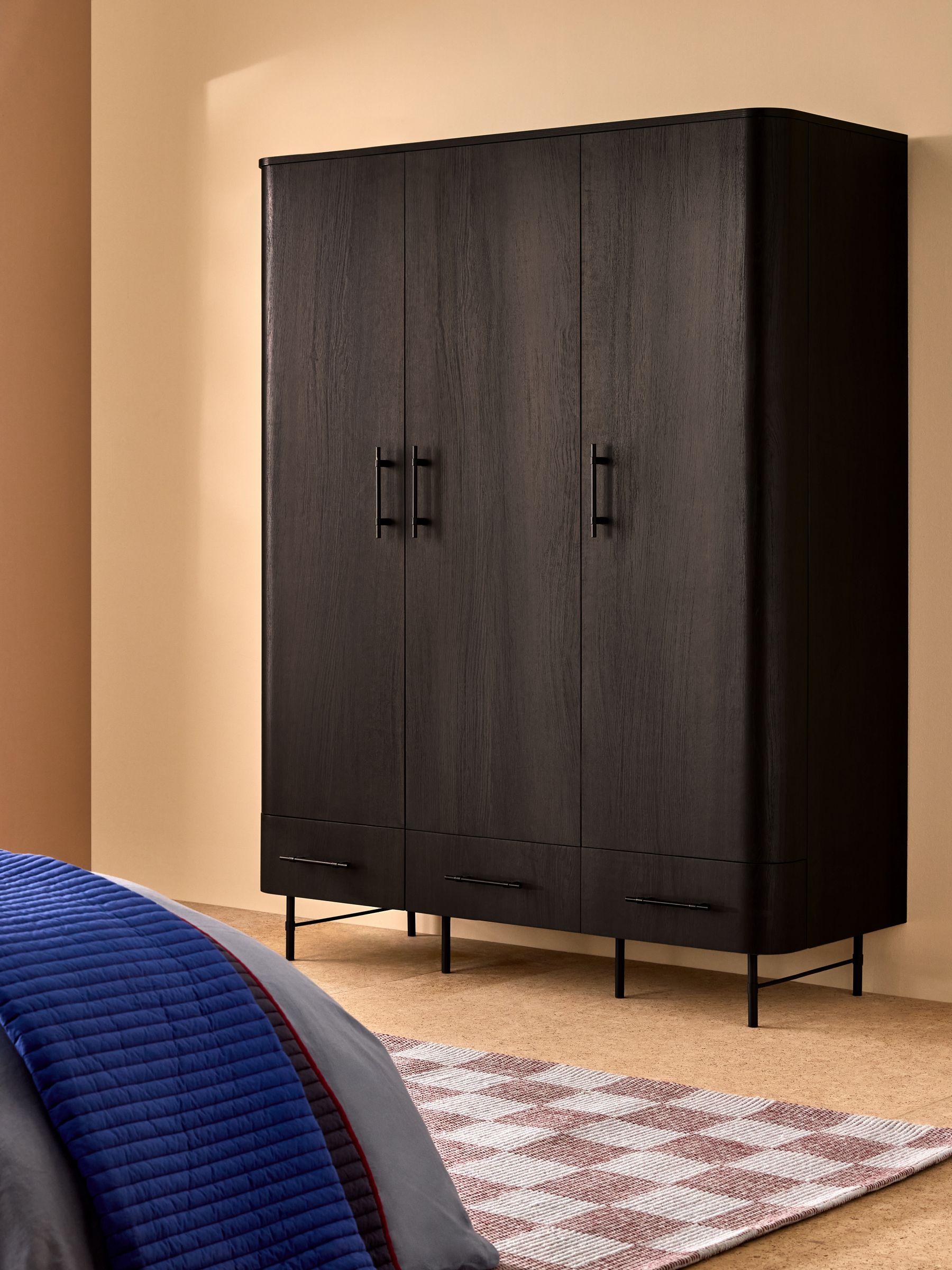 Dark Oak Effect Zeke Triple Wardrobe - Image 1 of 6