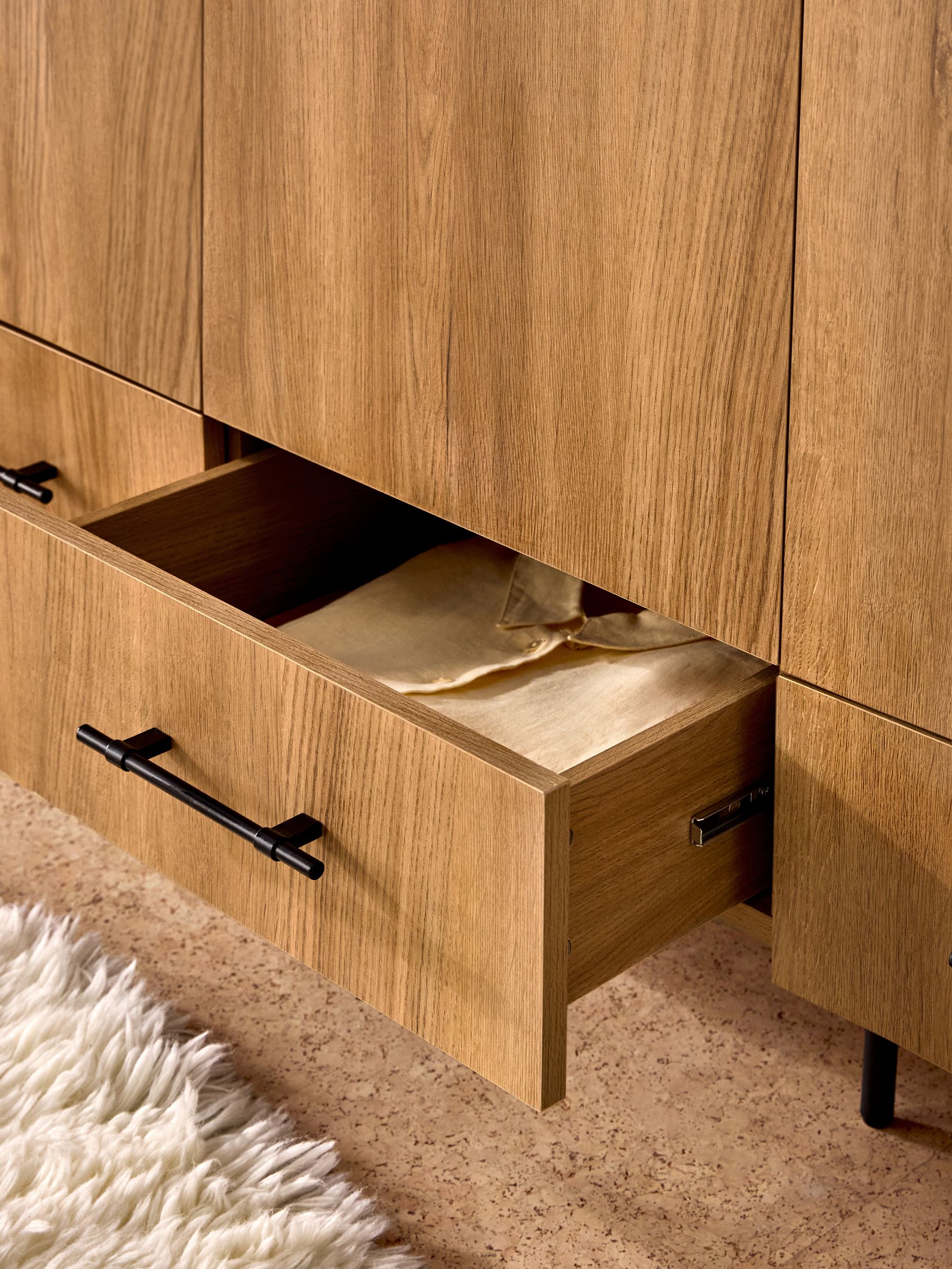 Oak Effect Zeke Triple Wardrobe - Image 3 of 6