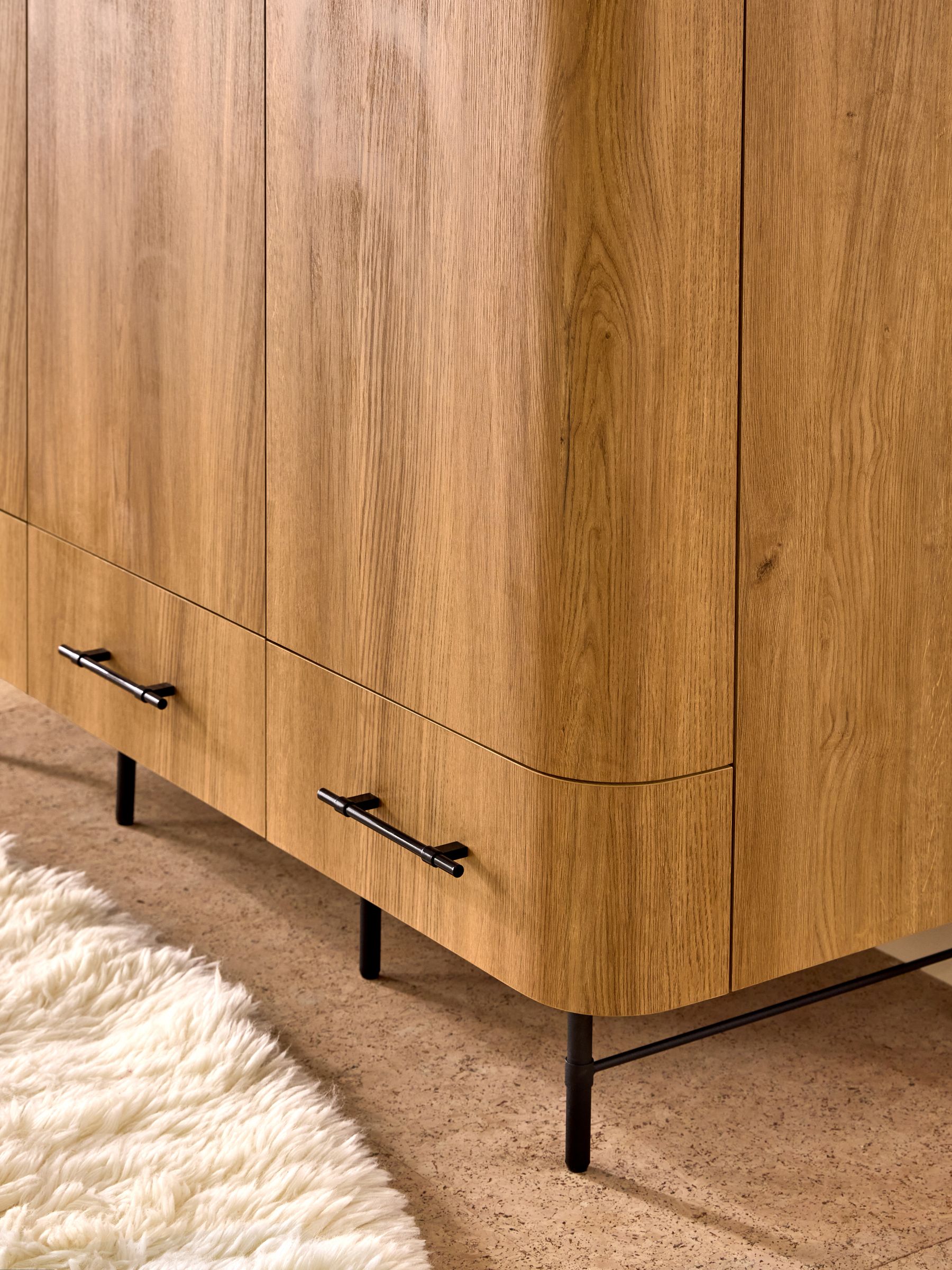 Oak Effect Zeke Triple Wardrobe - Image 4 of 6