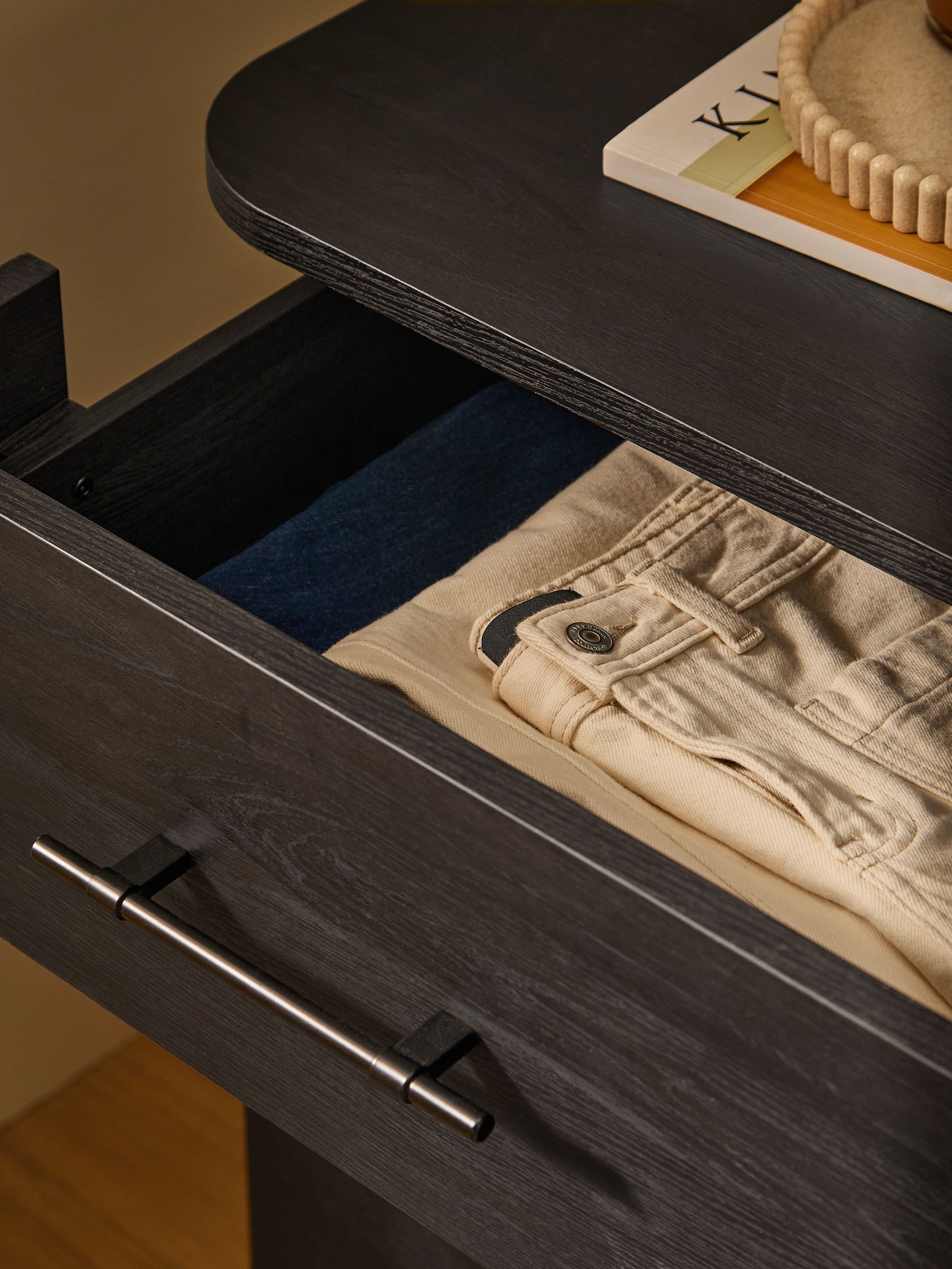 Dark Oak Effect Zeke 3 Drawer Chest of Drawer - Image 2 of 5