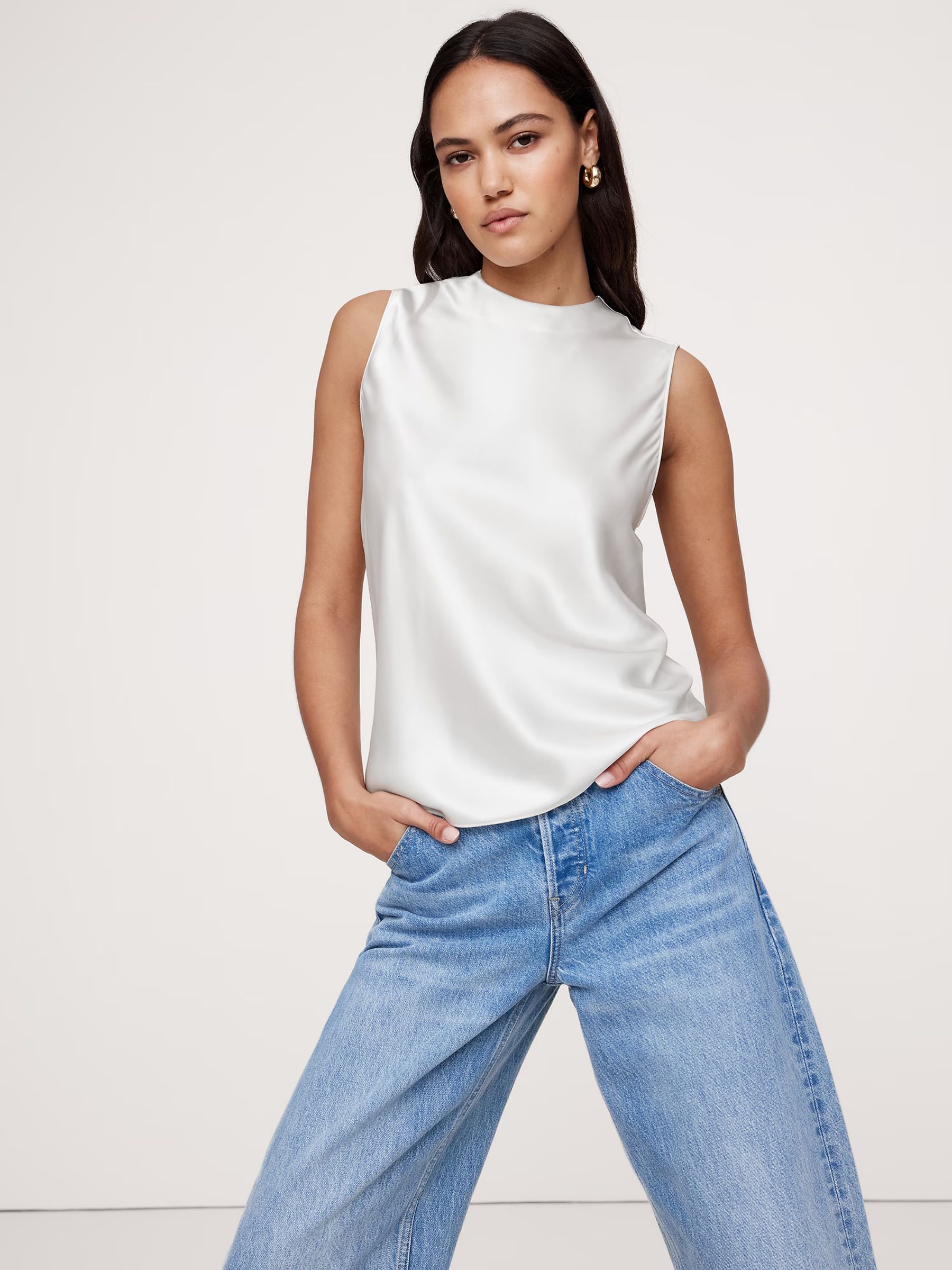 Banana Republic White Signature 100% Silk Sleeveless Tank Top Gap