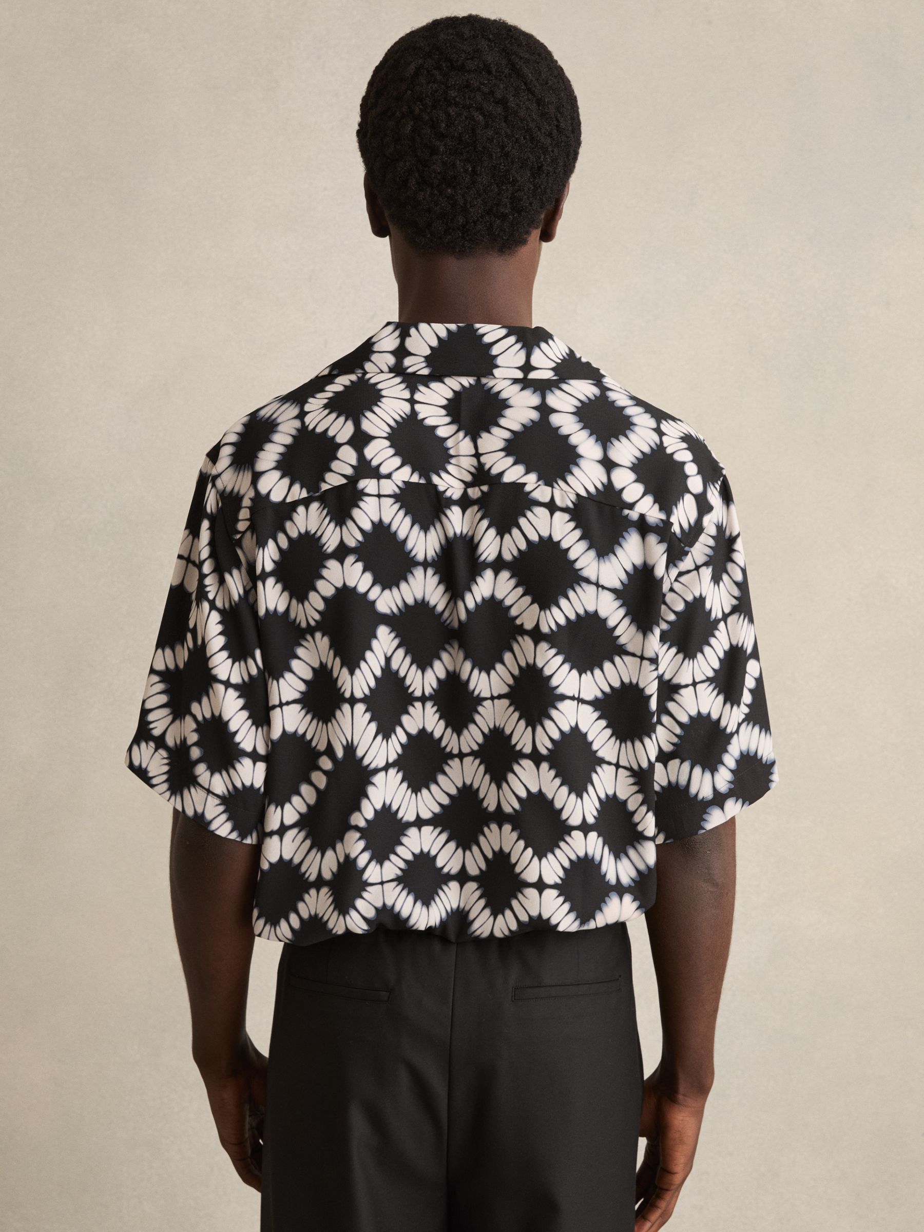 Abstract Floral Print Cuban Shirt in Black Multi - Image 4 of 5