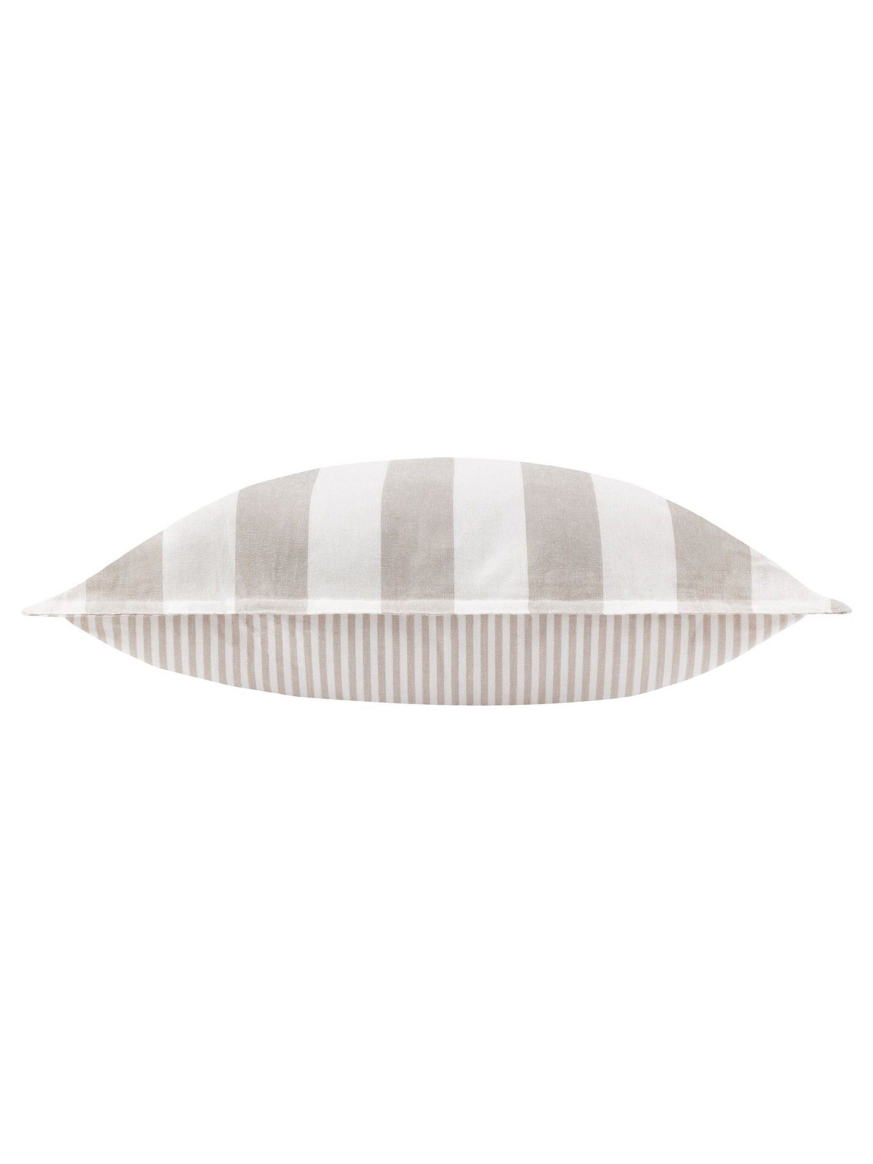 Yard Natural Hayle Outdoor Cushion - Image 4 of 5