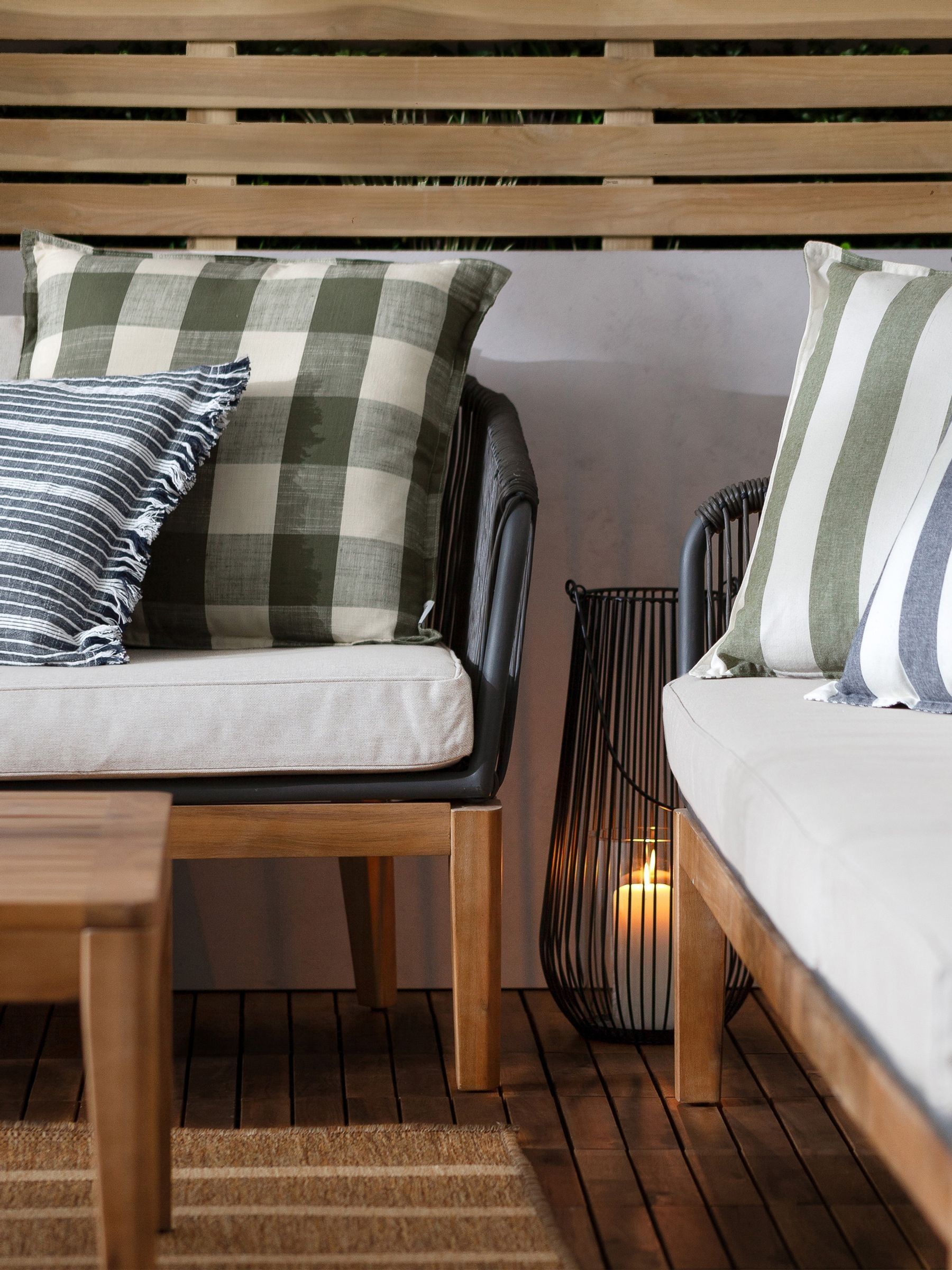 Yard Navy Hayle Outdoor Cushion - Image 6 of 6