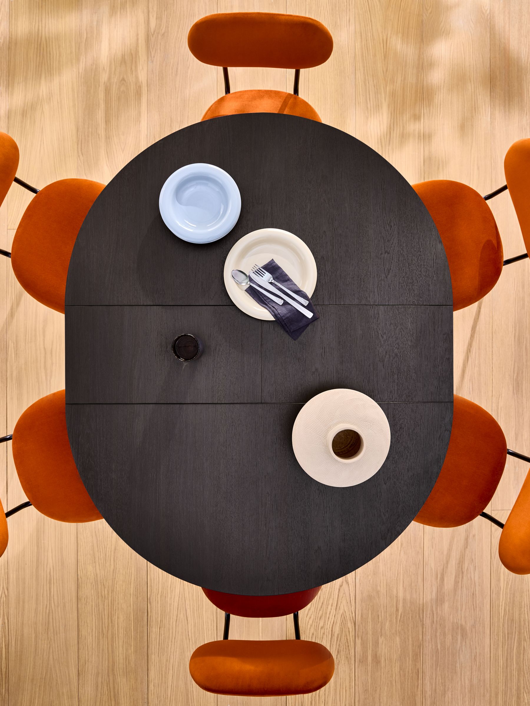 Zeke 4 to 6 Seater Extending Rectangular Seater Dining Table in Dark Oak Effect - Image 5 of 7