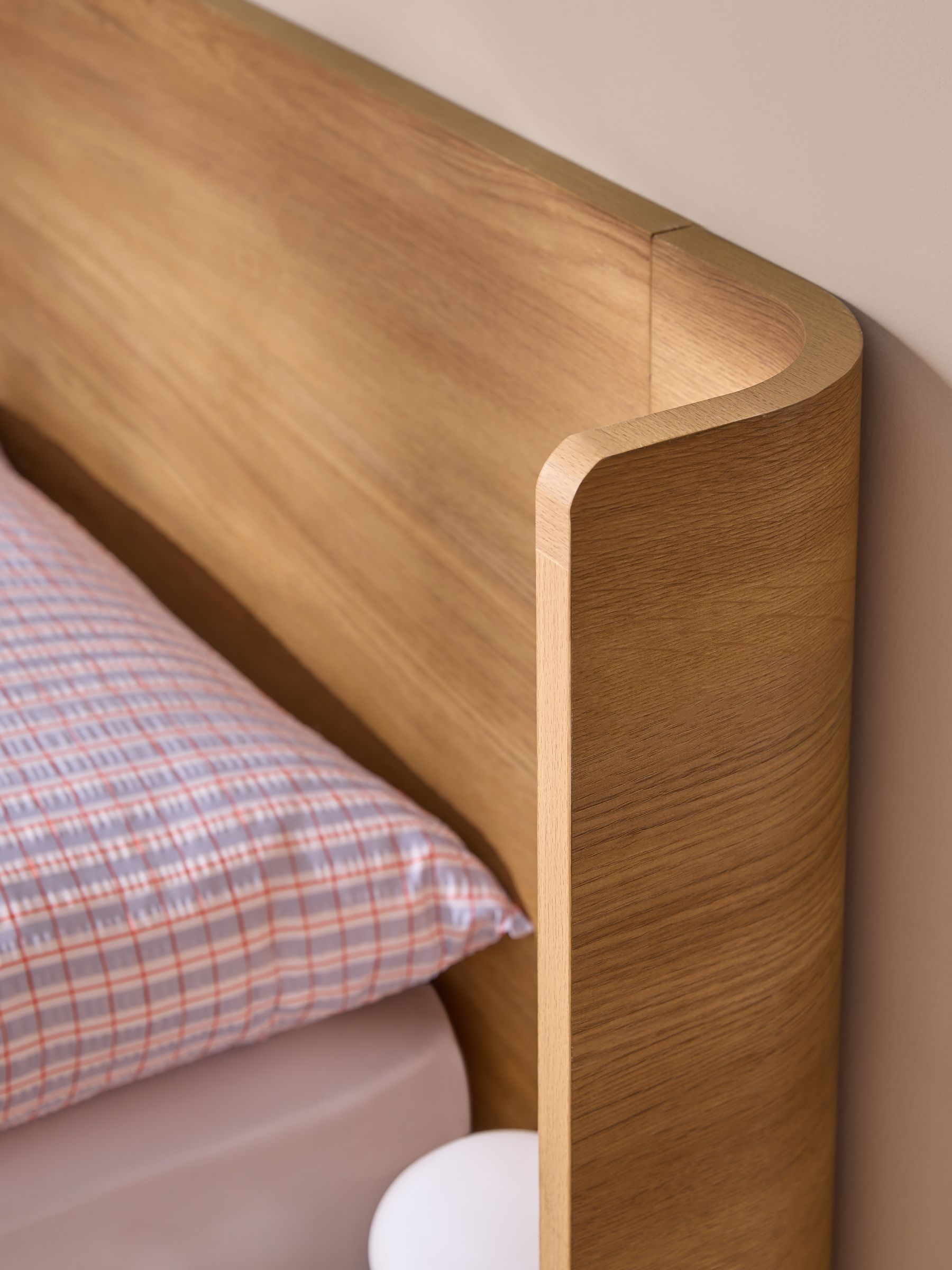 Oak Effect Zeke Bed Bed - Image 3 of 4