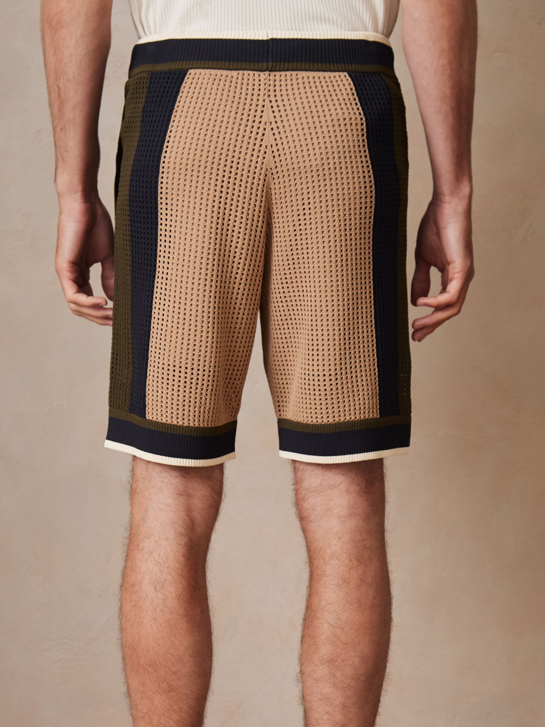 Reiss | Ché Crochet Colour-Block Shorts in Camel/Green - Image 4 of 5