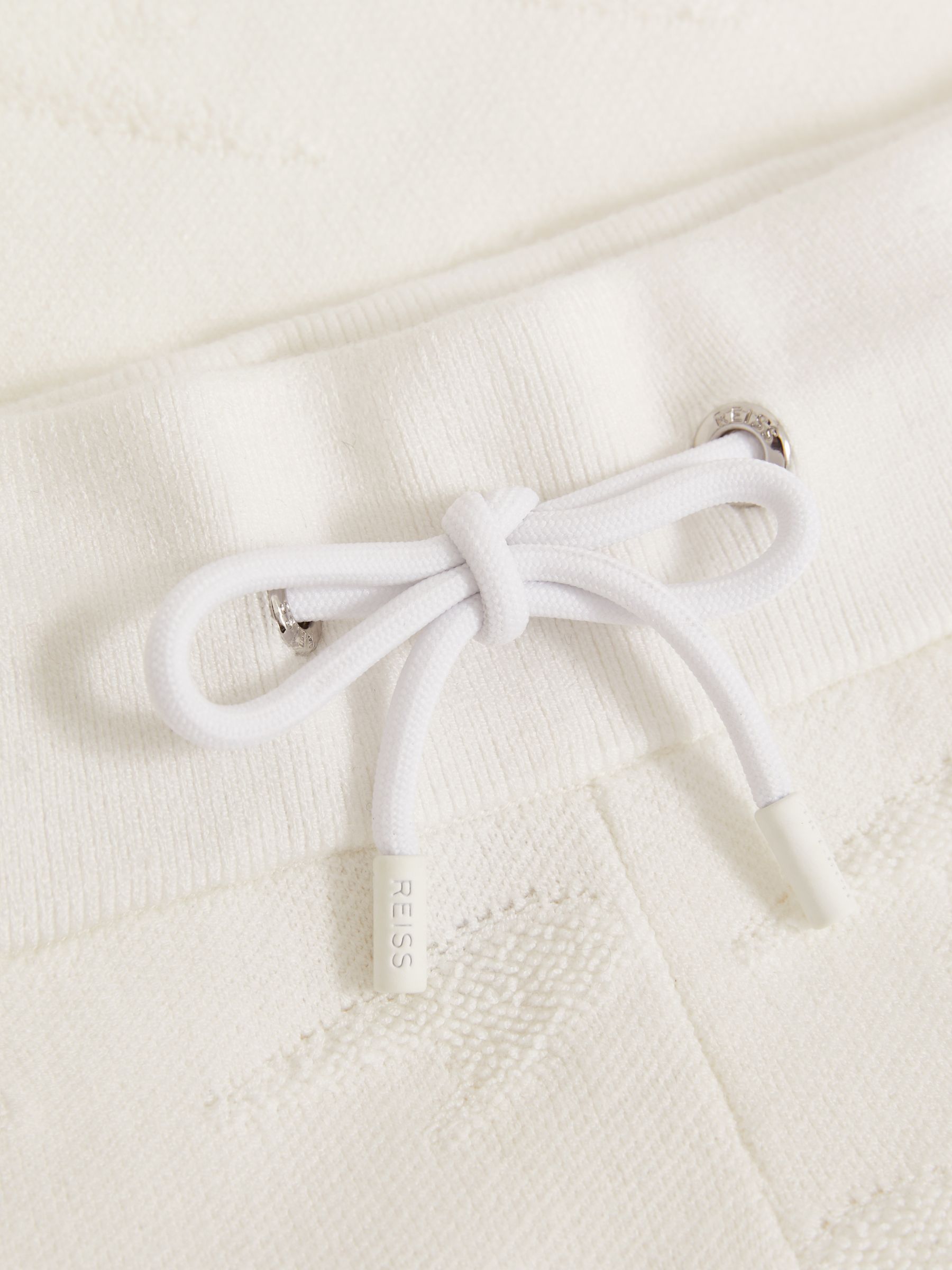 McLaren F1 Team Speedmark Knit Shorts in White - Image 7 of 7