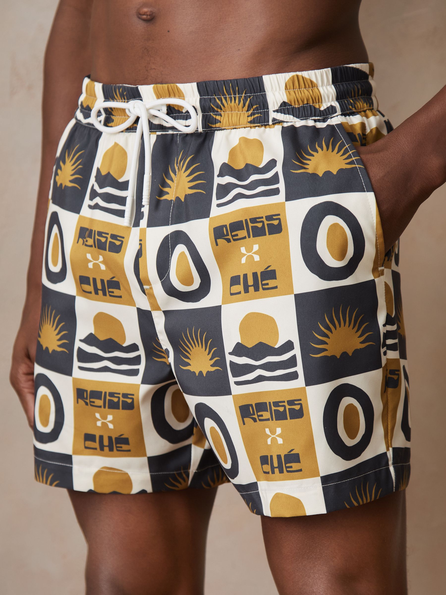 Reiss | Ché Sunset-Print Swim Shorts in Olive Green - Image 7 of 9