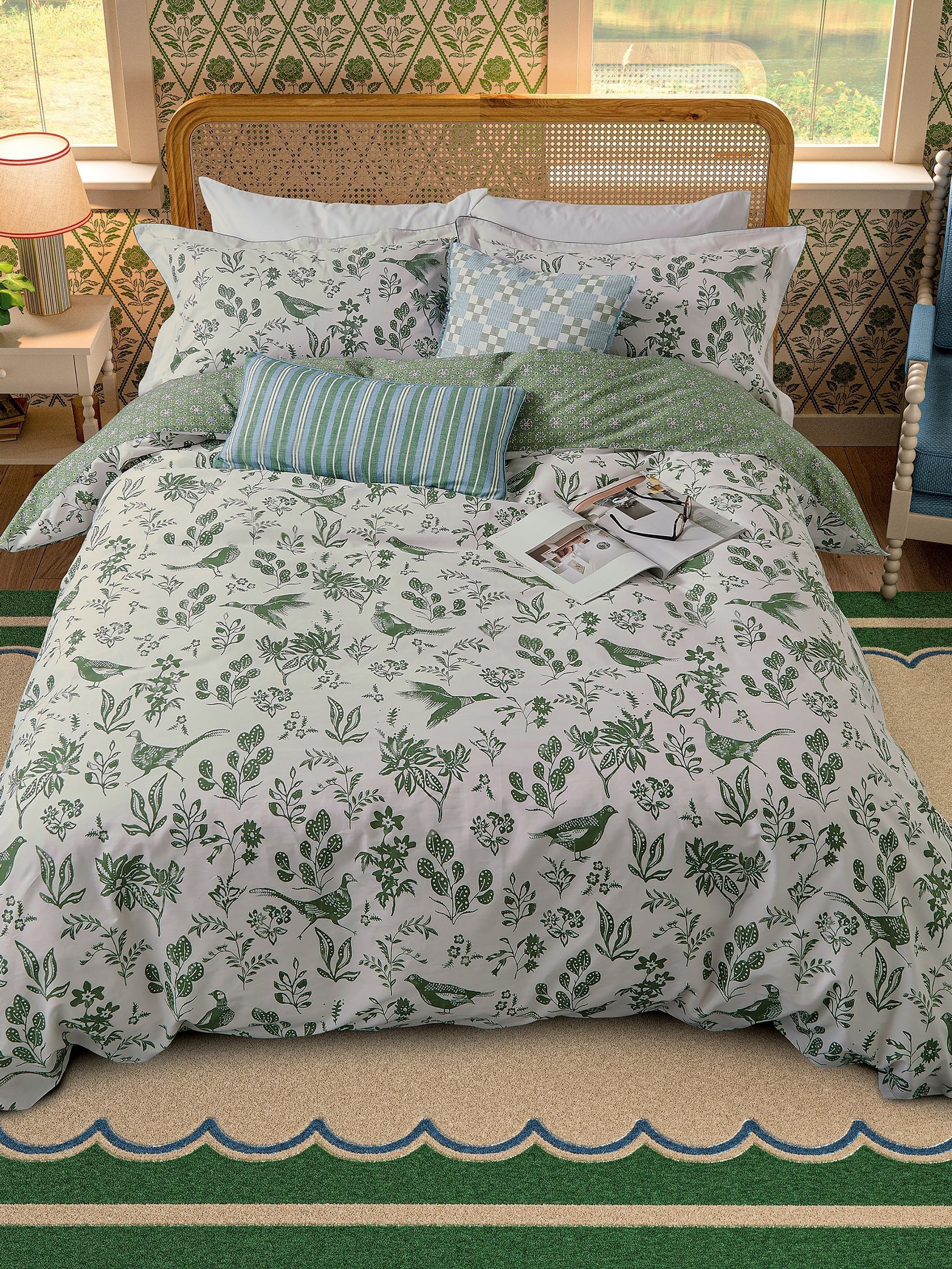 Green Festival Pheasants 100% Cotton Duvet Cover and Pillowcase Set - Image 4 of 5