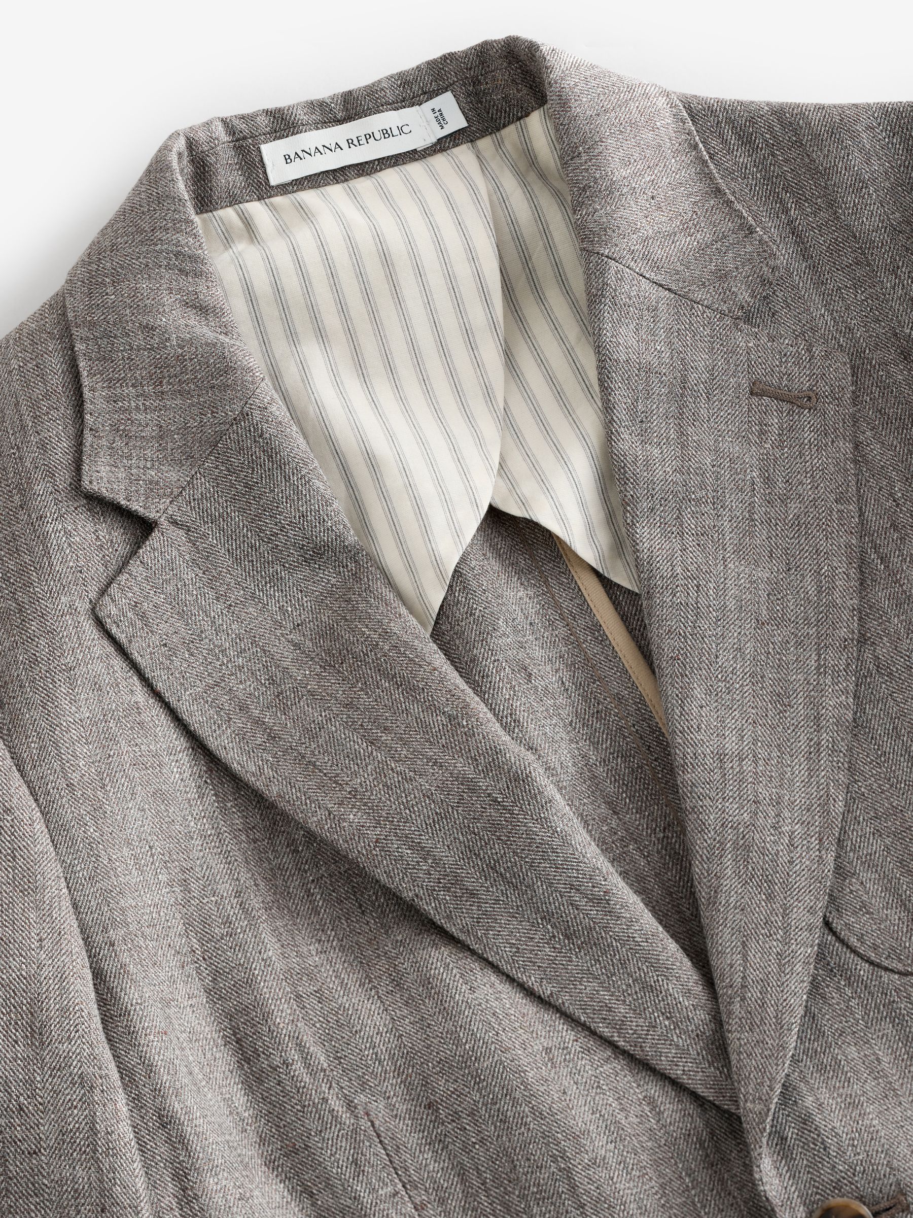 Banana Republic Grey Herringbone 100% Linen Suit Jacket - Image 4 of 6