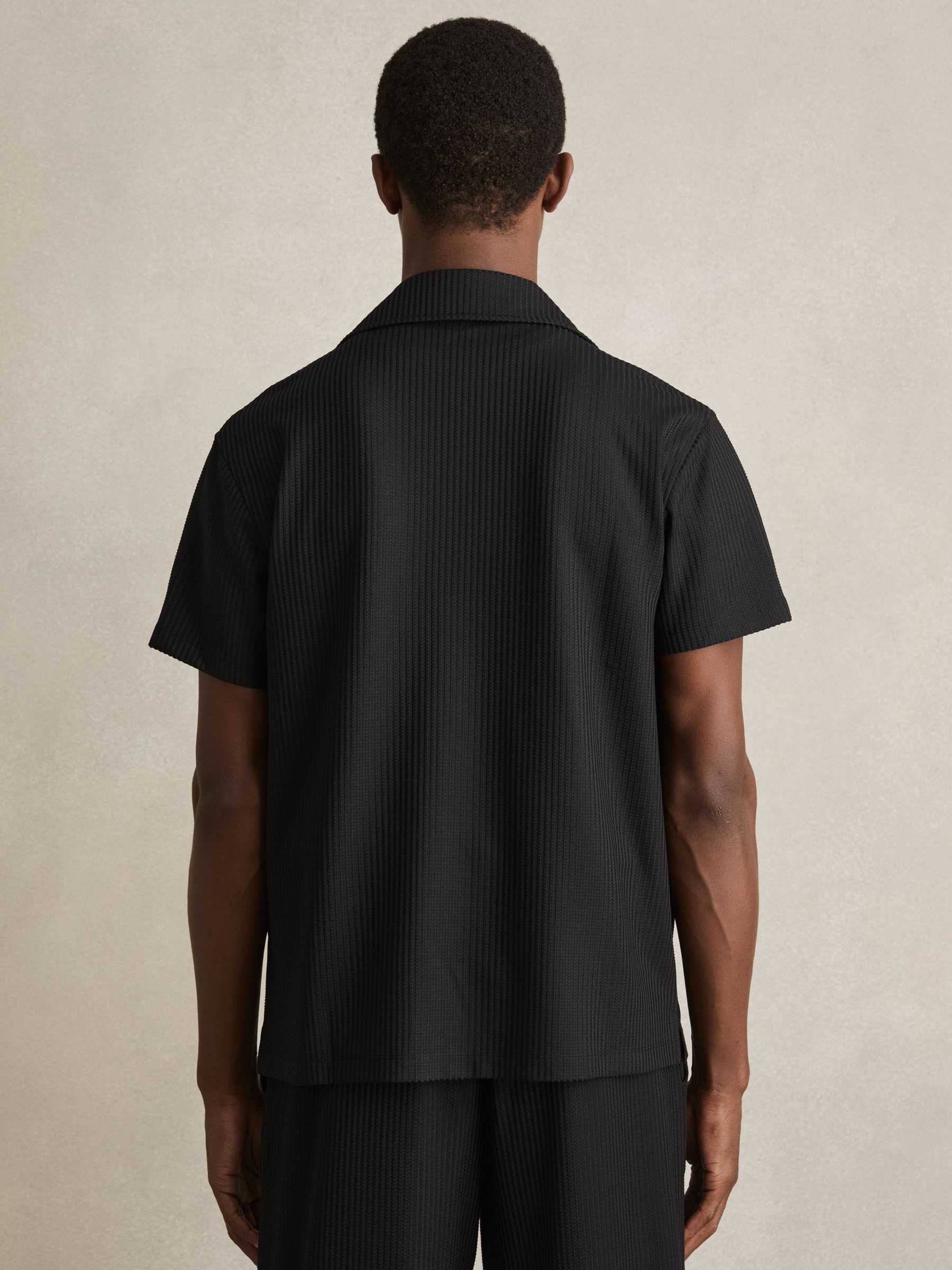 Textured-Knit Cuban-Collar Shirt in Black - Image 5 of 6