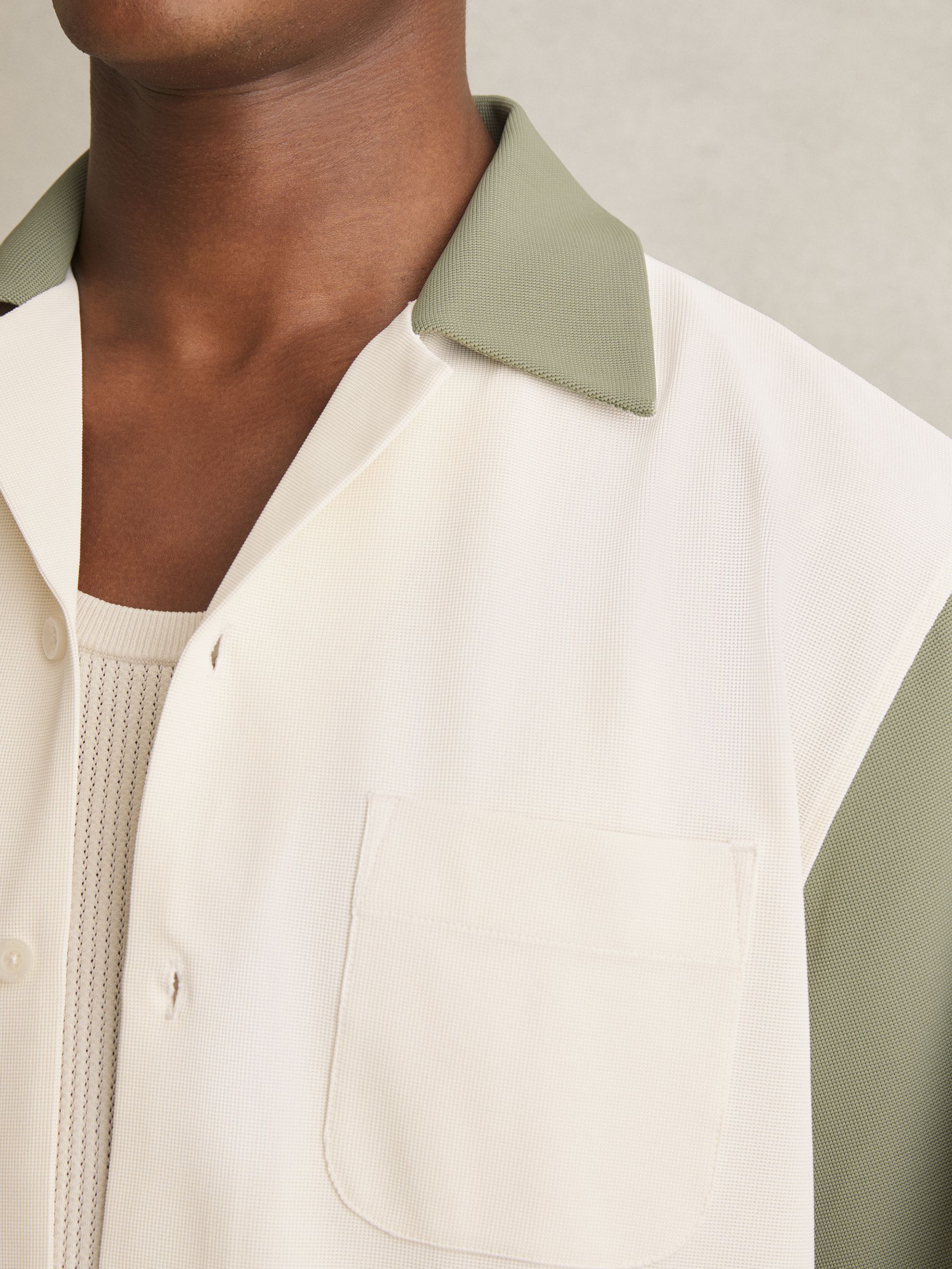 Colour-Block Cuban-Collar Shirt in Off White/Sage - Image 4 of 6