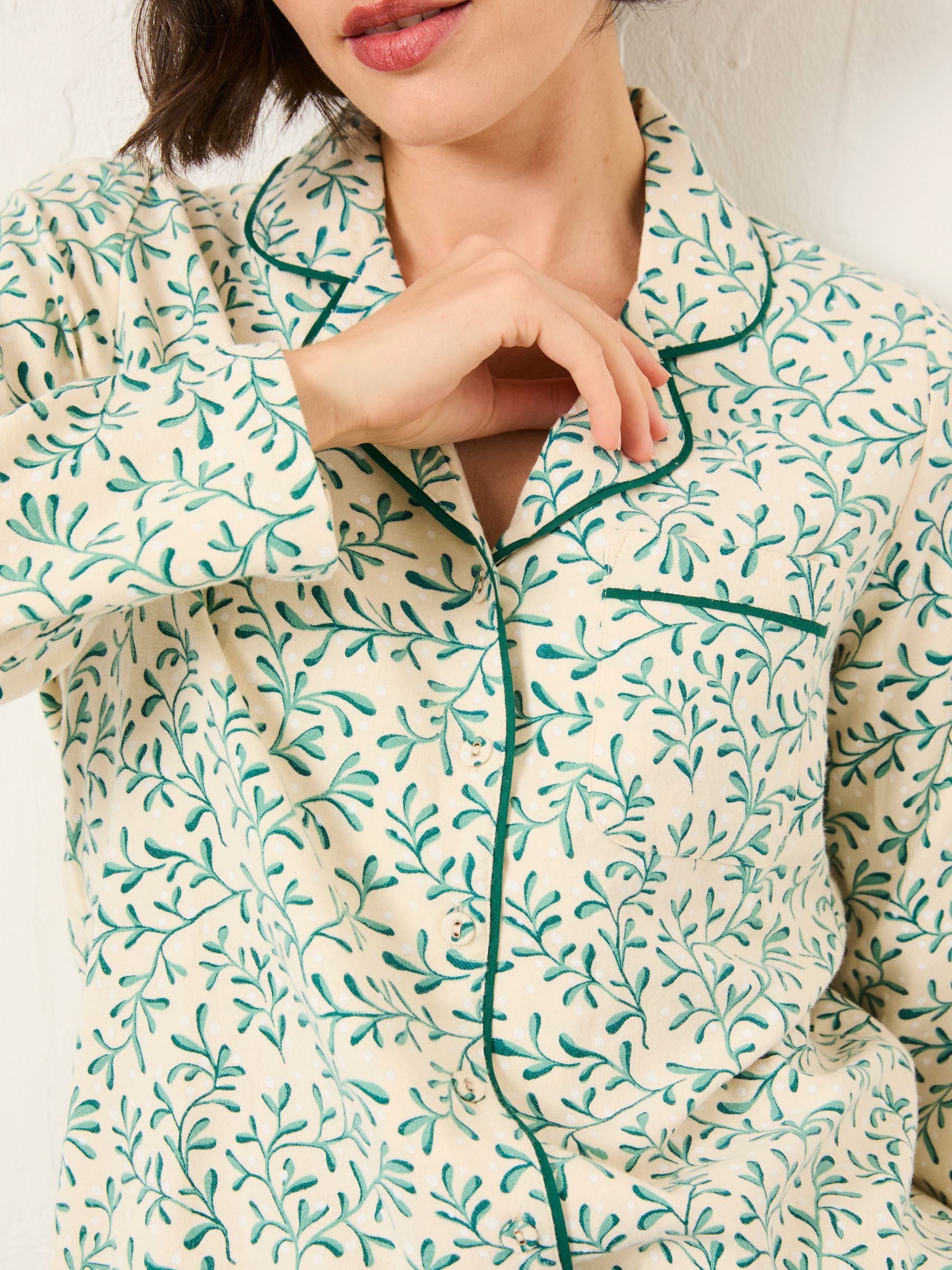 Oatmeal Mistletoe Pyjama Set - Image 6 of 9