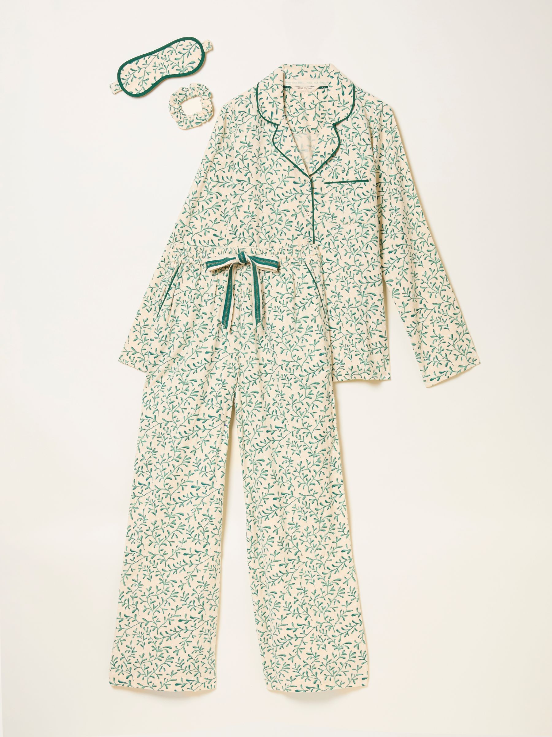 Oatmeal Mistletoe Pyjama Set - Image 8 of 9