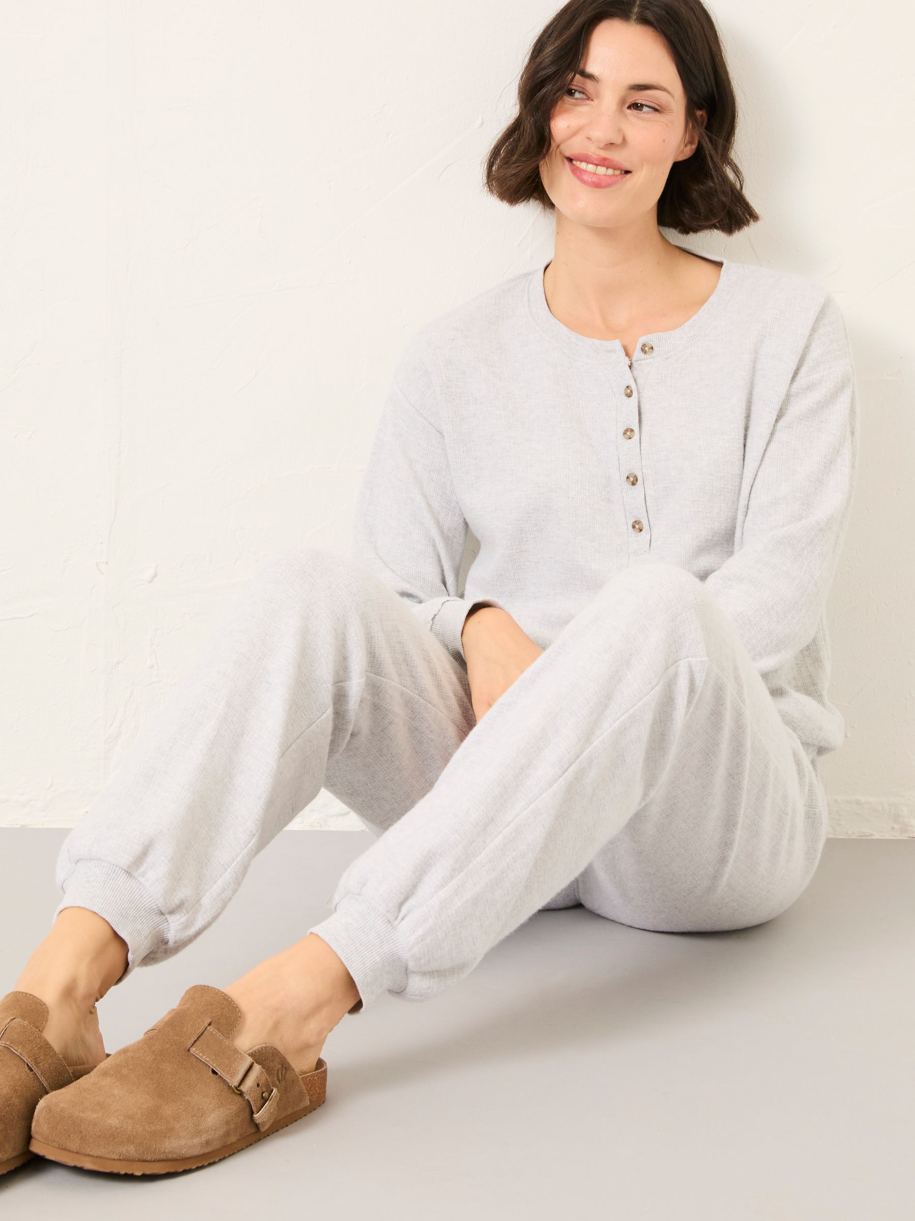 Grey Cuffed Lounge Bottoms - Image 4 of 5