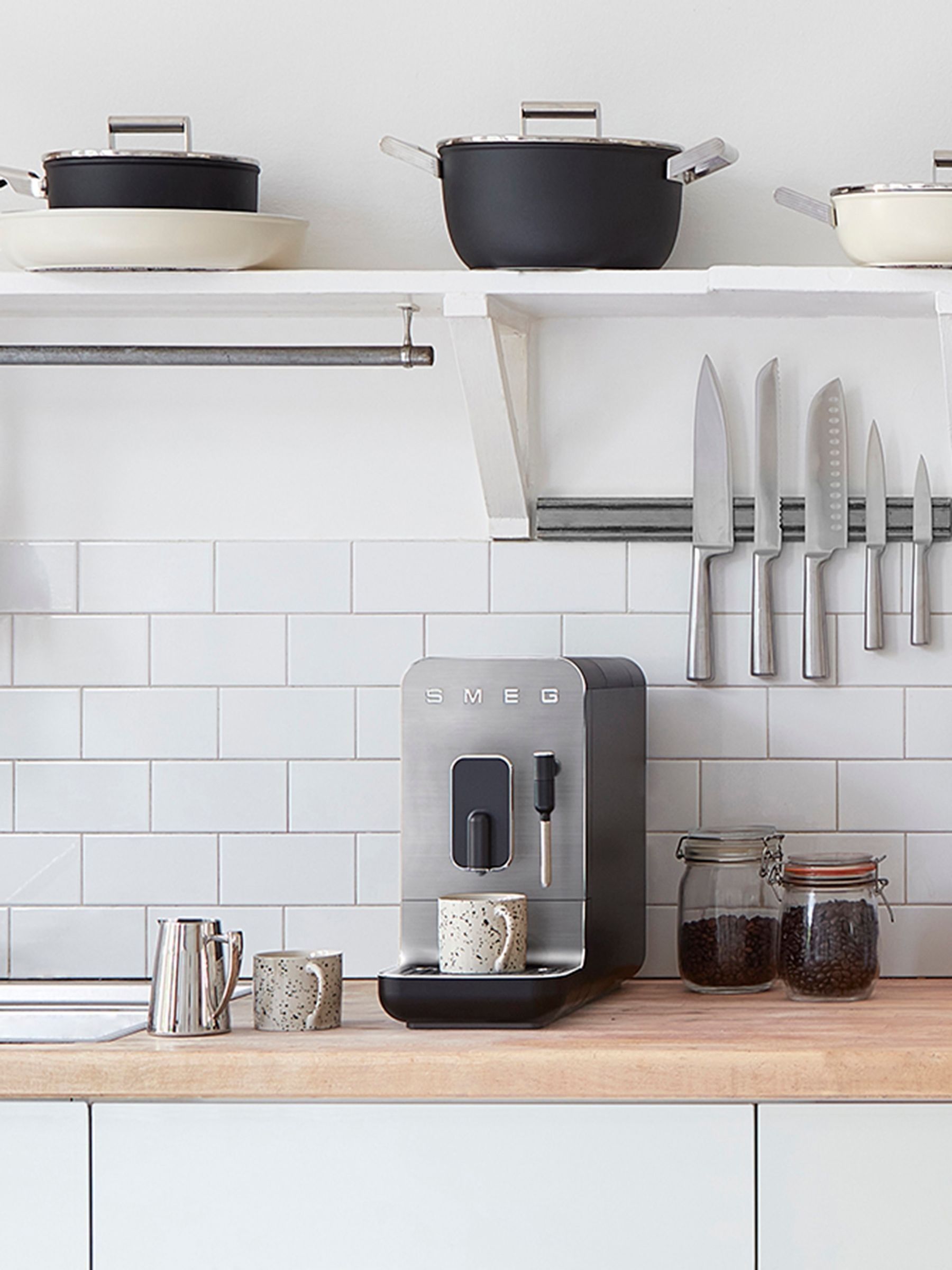 Smeg Black Bean to Cup Coffee Machine - Image 6 of 7