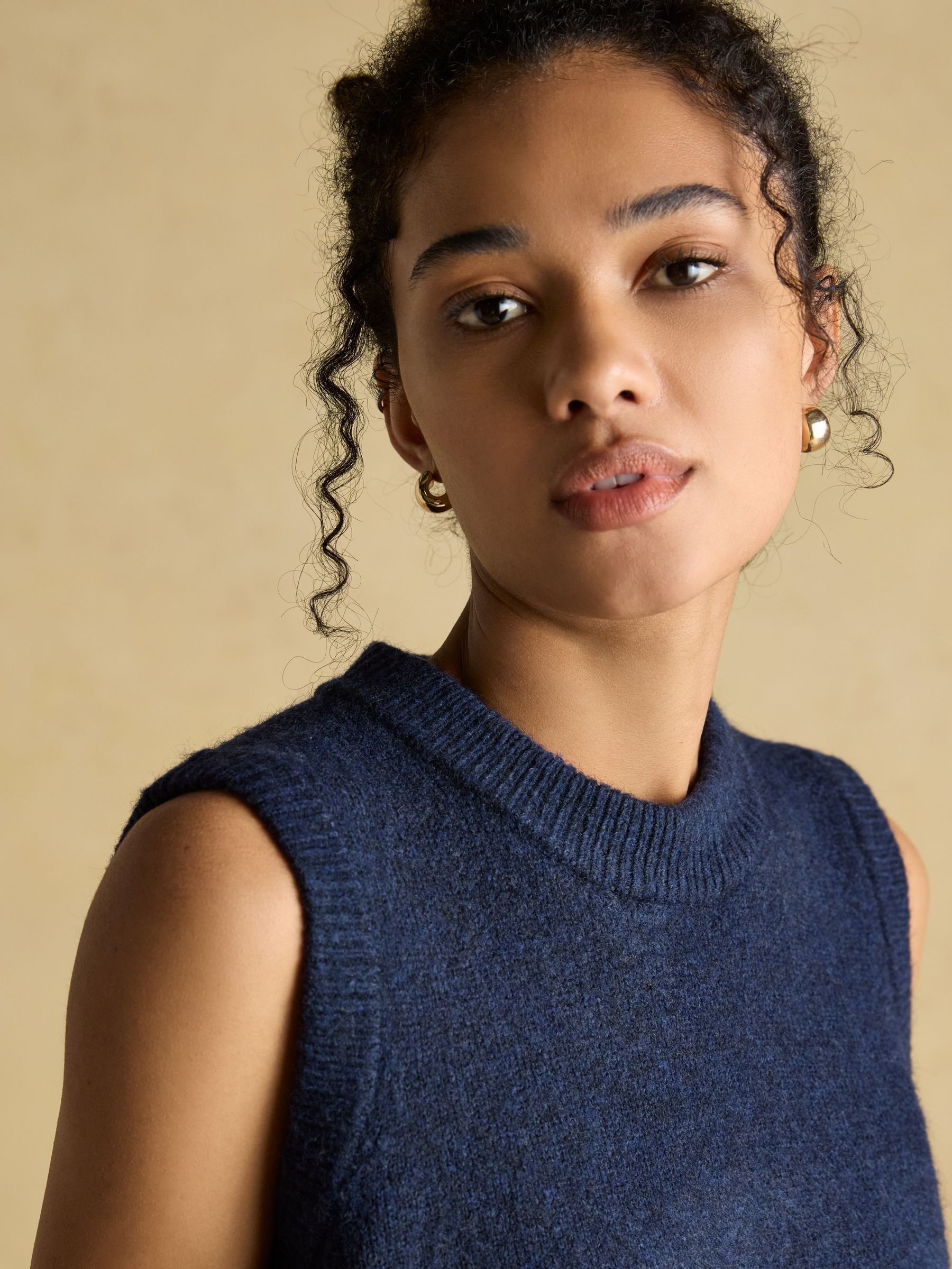 Holly Navy Knitted Crew Neck Vest - Image 4 of 6