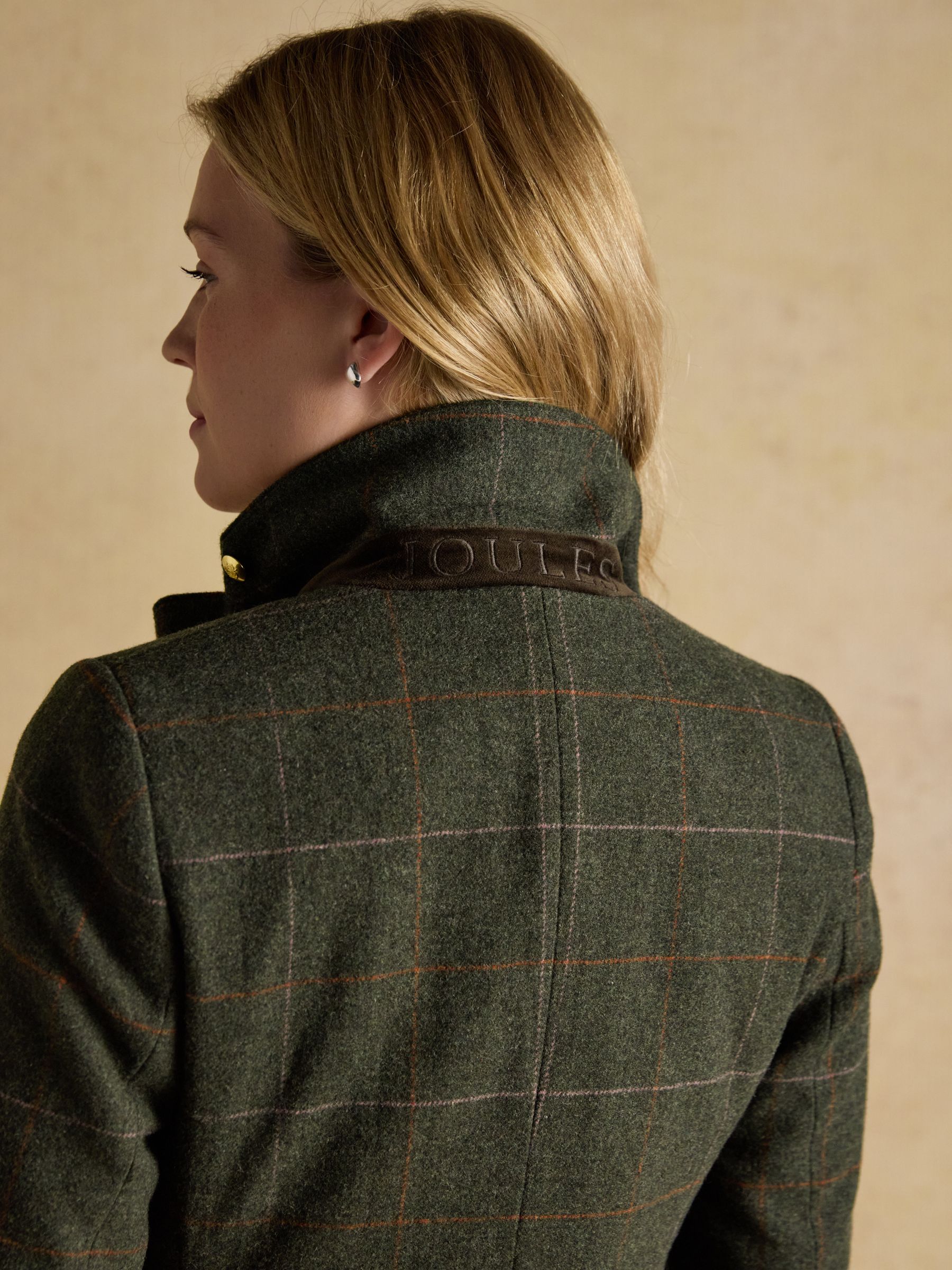 Canterly Green Check Tweed Hacking Jacket - Image 10 of 11