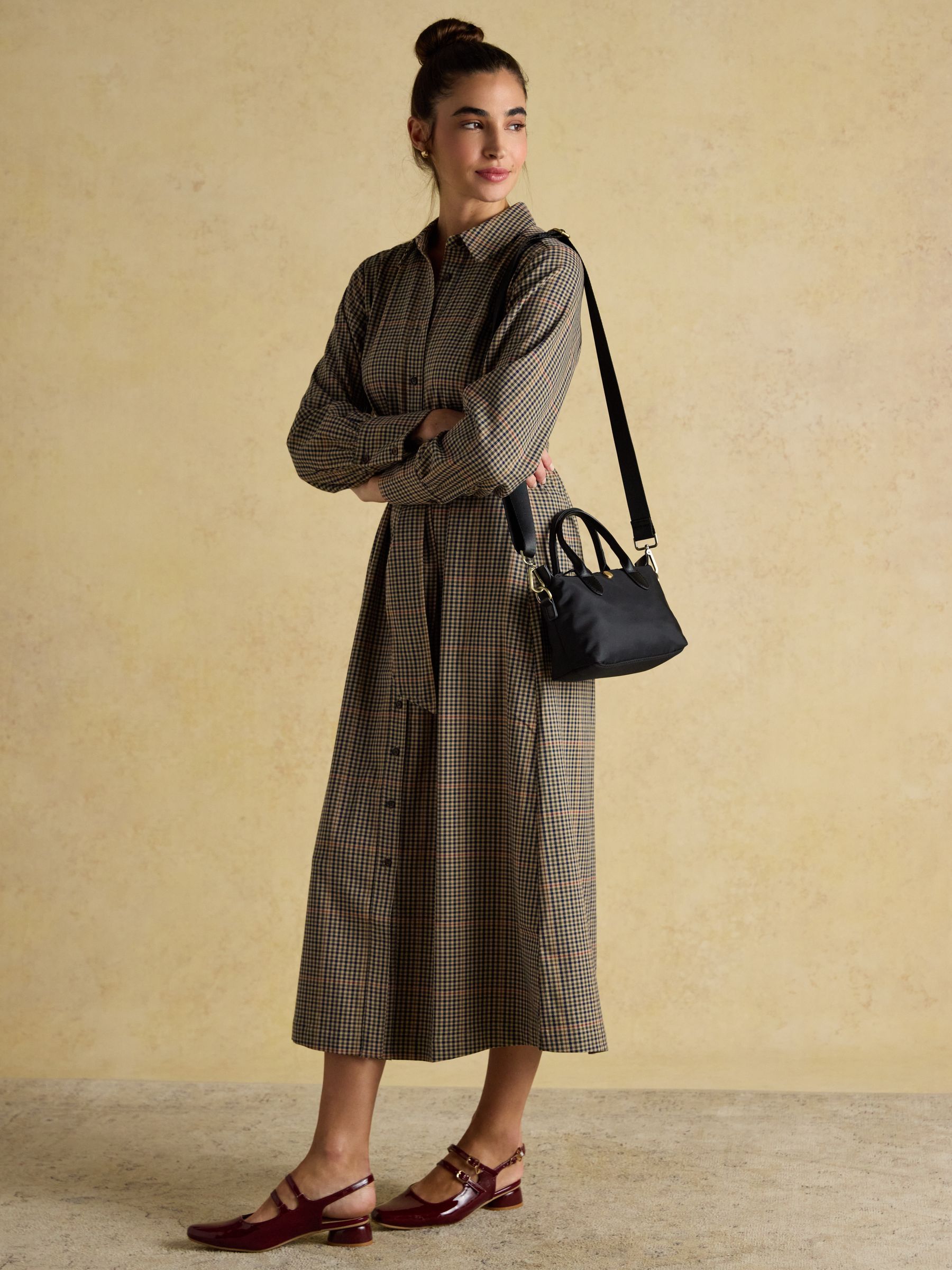 Edie Black Crossbody Bag - Image 3 of 7