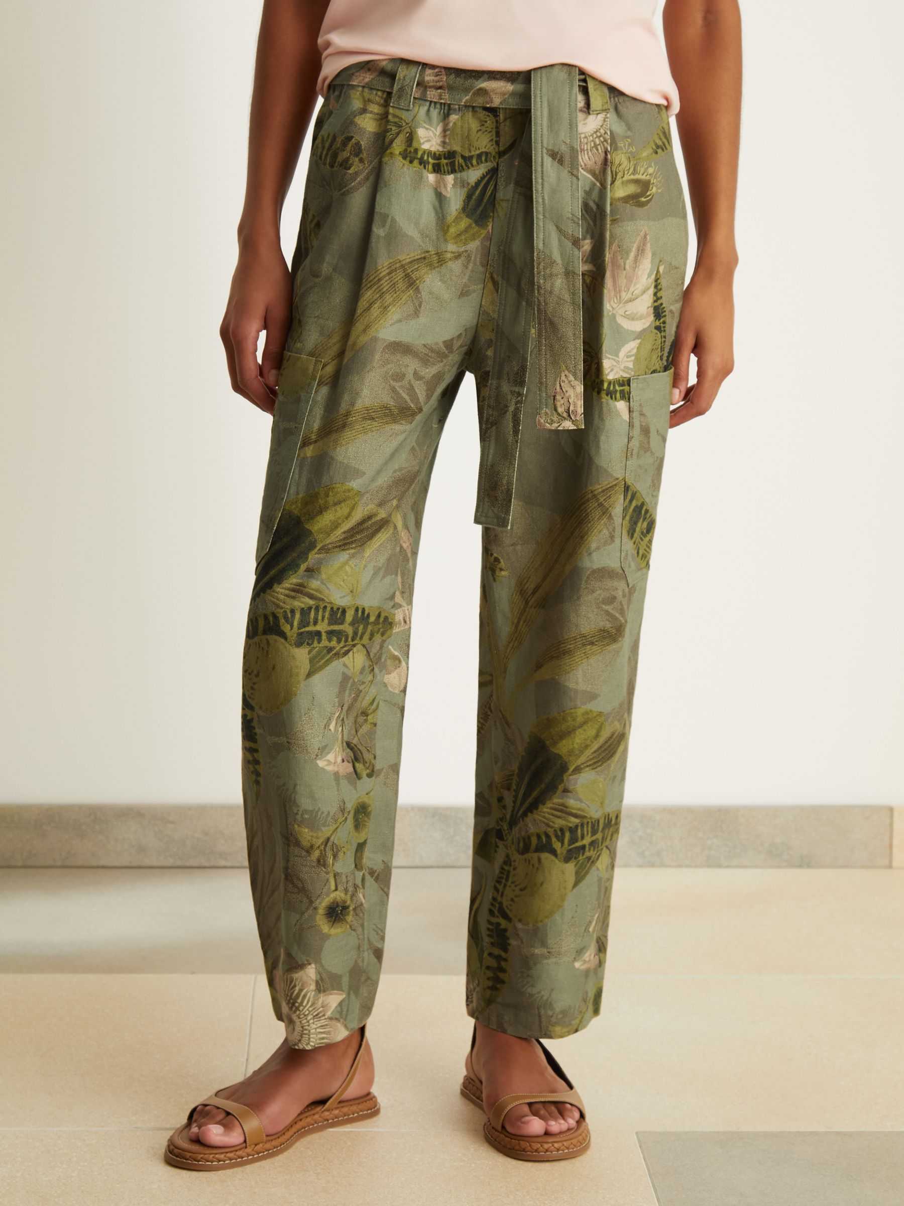 Reiss | NYBG Linen Floral Tapered Trousers in Khaki - Image 3 of 6