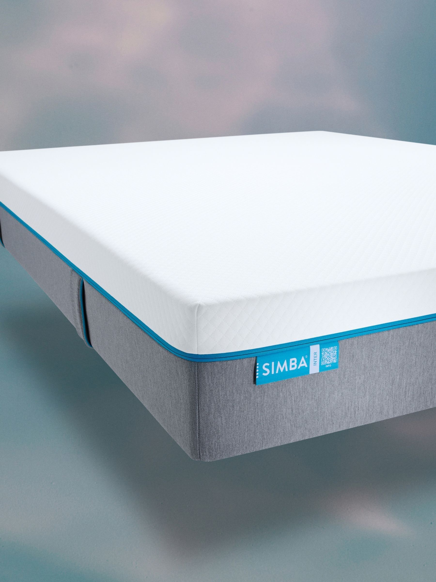 Simba White Hybrid® Inter White Mattress - Image 3 of 6