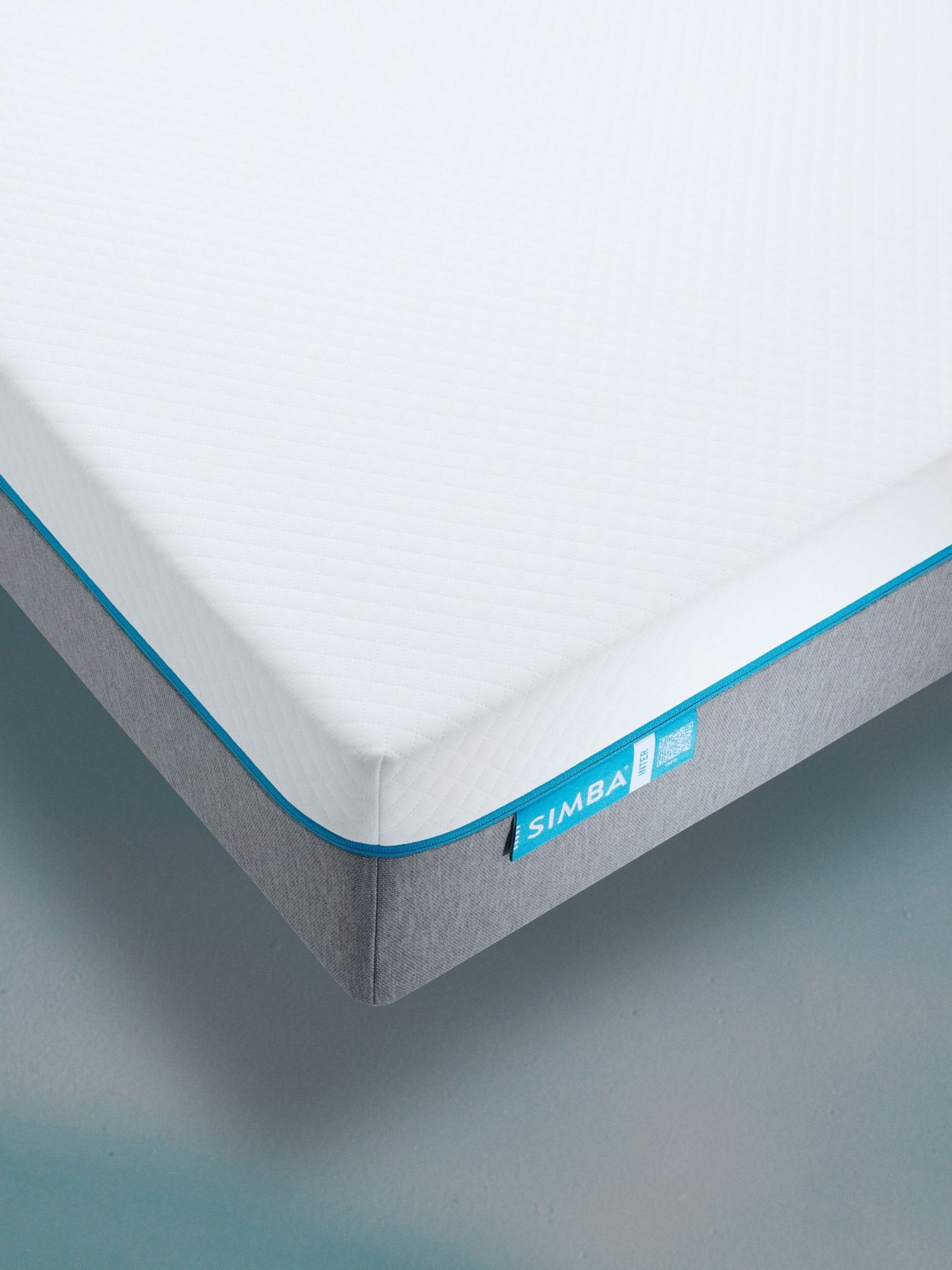 Simba White Hybrid® Inter White Mattress - Image 4 of 6