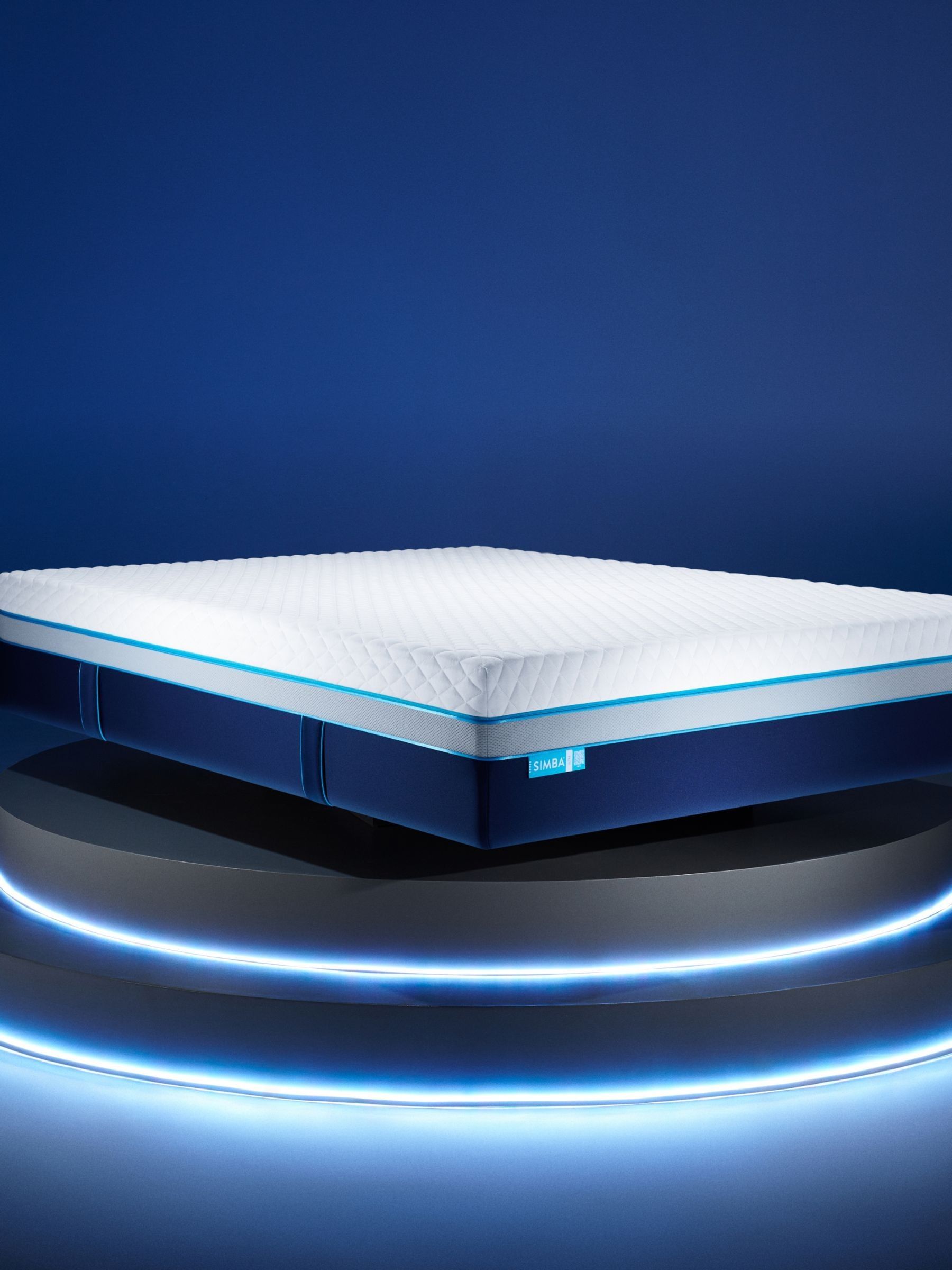 Simba White Hybrid® Ultra White Mattress - Image 2 of 6